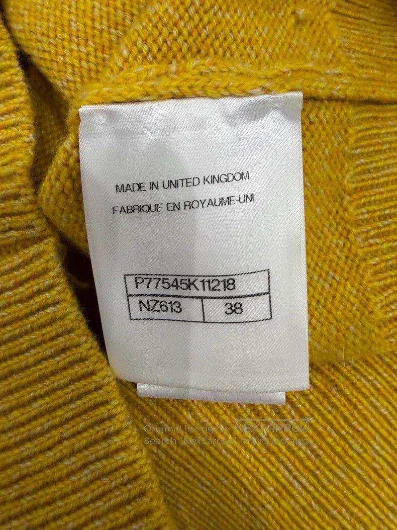 Chanel Chanel Yellow flower glazed button round neck long sleeves Size XS / US 0-2 / IT 36-38 - 5 Thumbnail