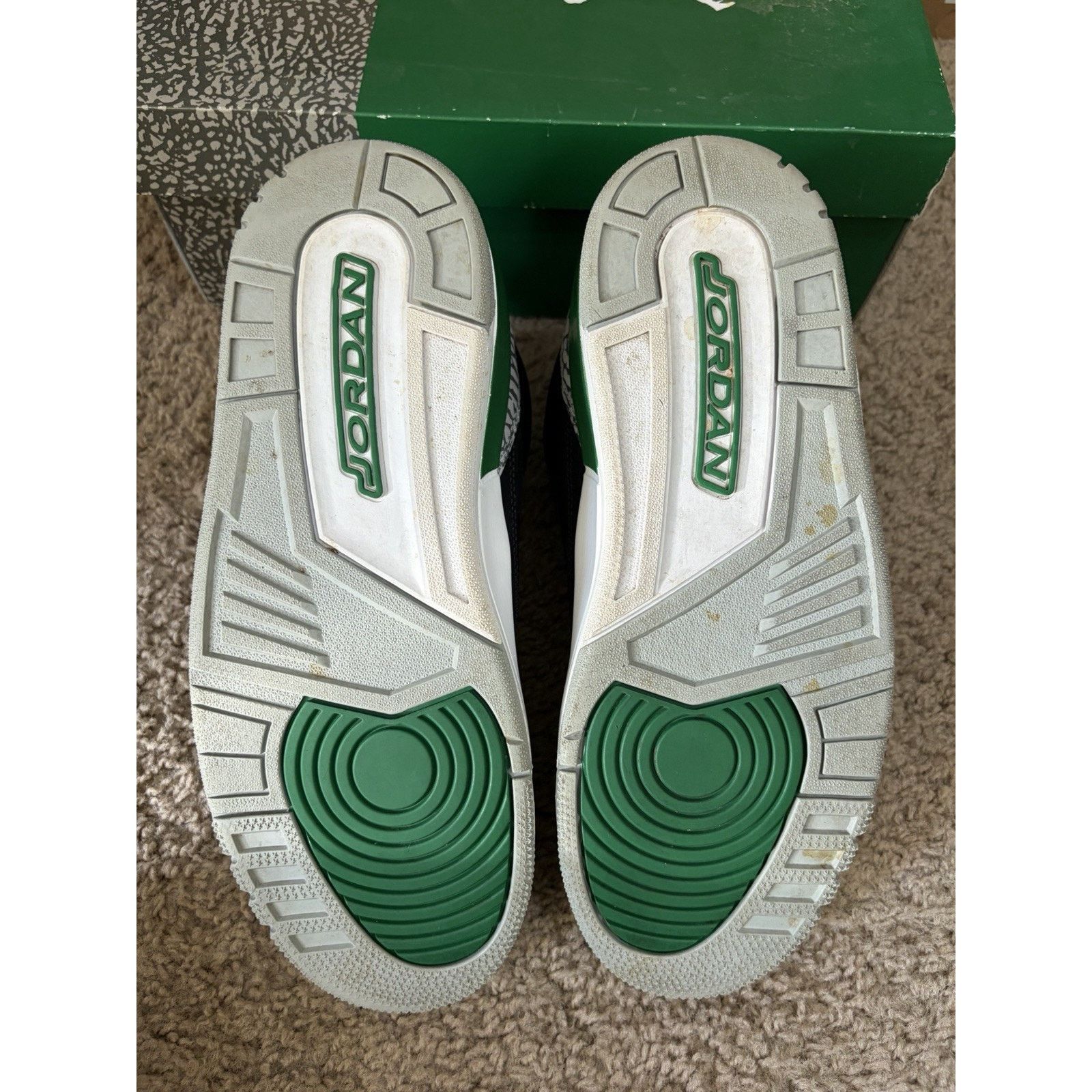 Jordan Brand Size 9 - Jordan 3 Retro Pine Green (CT8532-030) Size US 9 / EU 42 - 6 Thumbnail