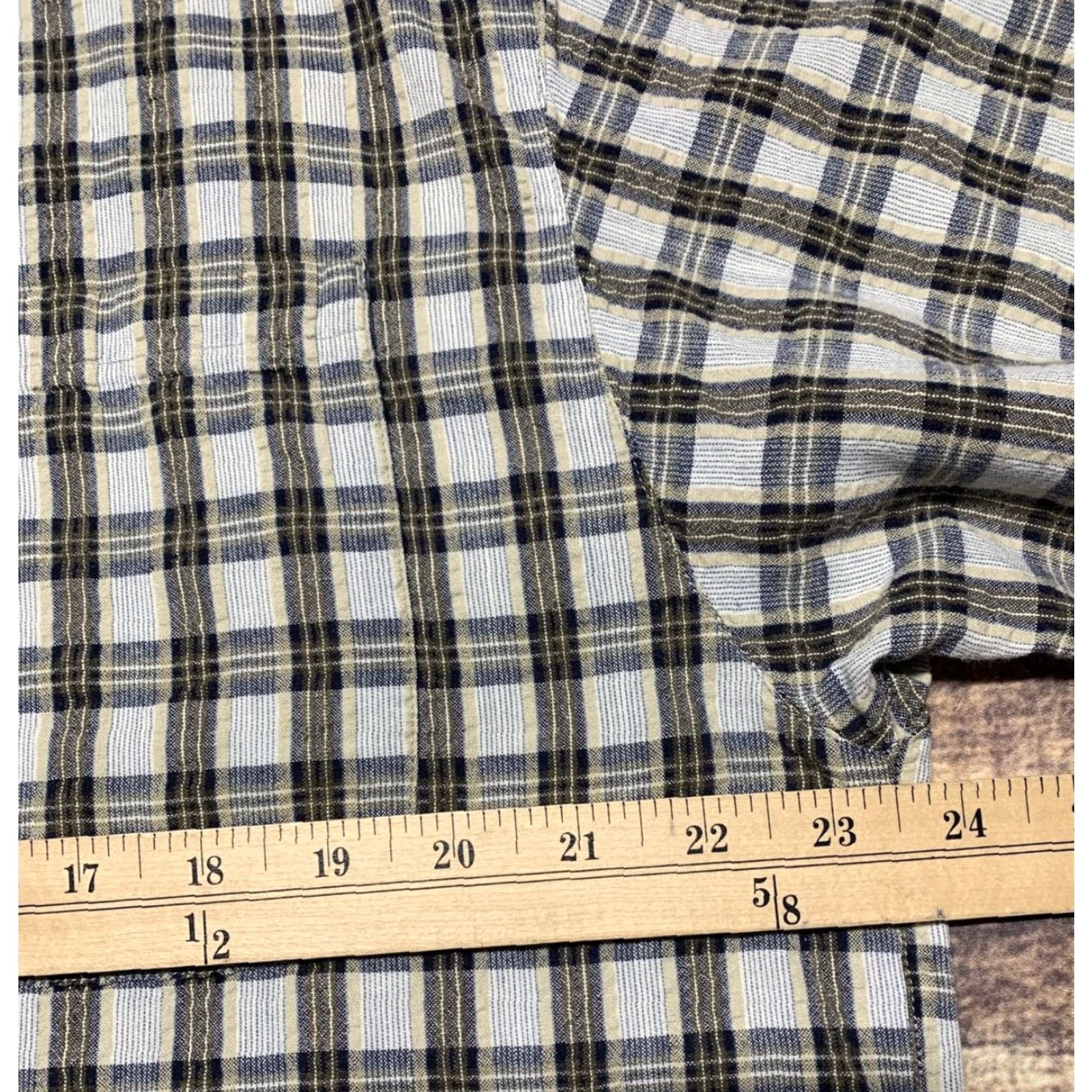 Vintage Columbia Button-Up Shirt Men Regular Short Sleeve Plaid Blue Brown Cream USA USA Theme Size US L / EU 52-54 / 3 - 6 Thumbnail