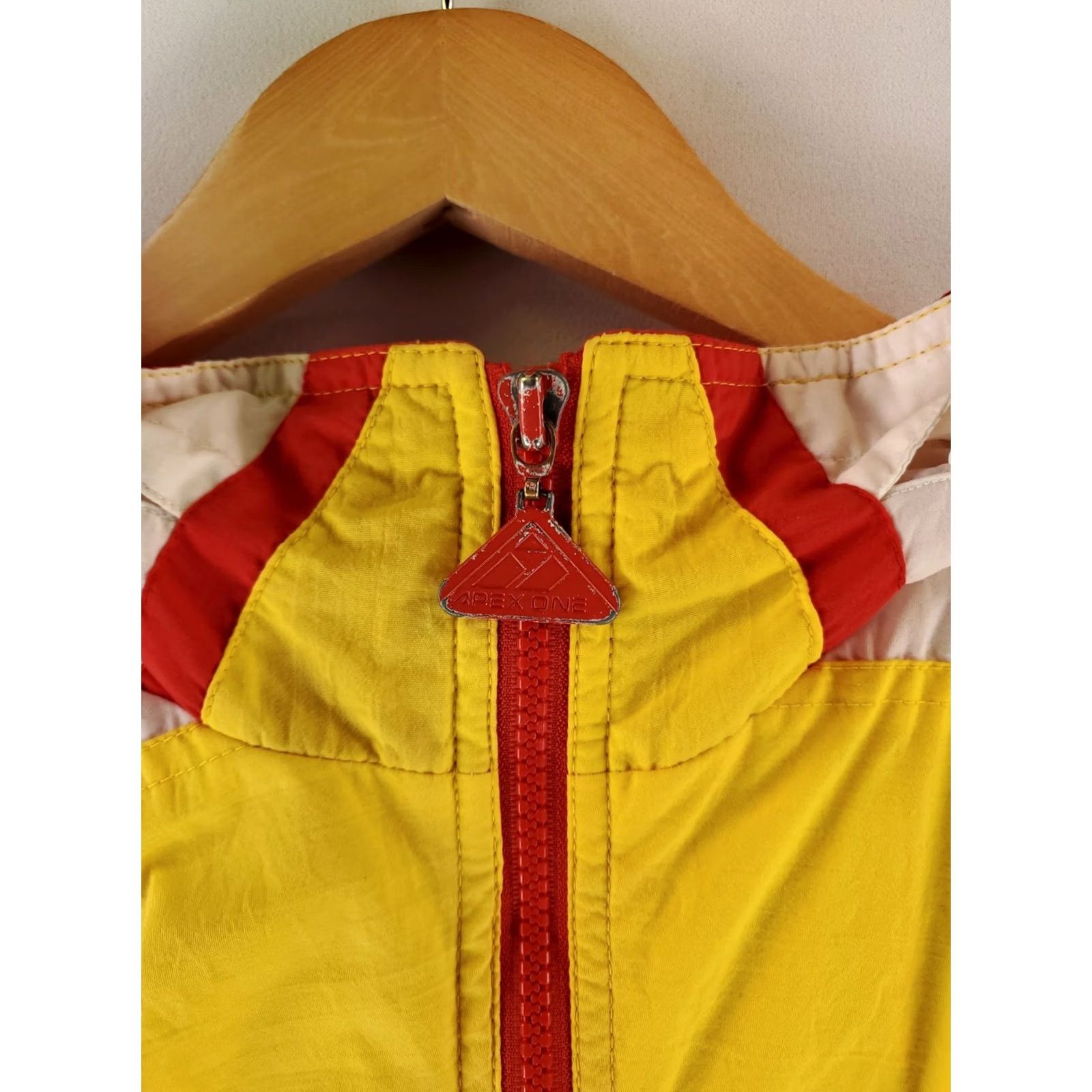 Vintage VINTAGE Apex One Jacket Kansas City Chiefs Windbreaker Red White Yellow Mens XL FLAWS Size US XL / EU 56 / 4 - 6 Thumbnail