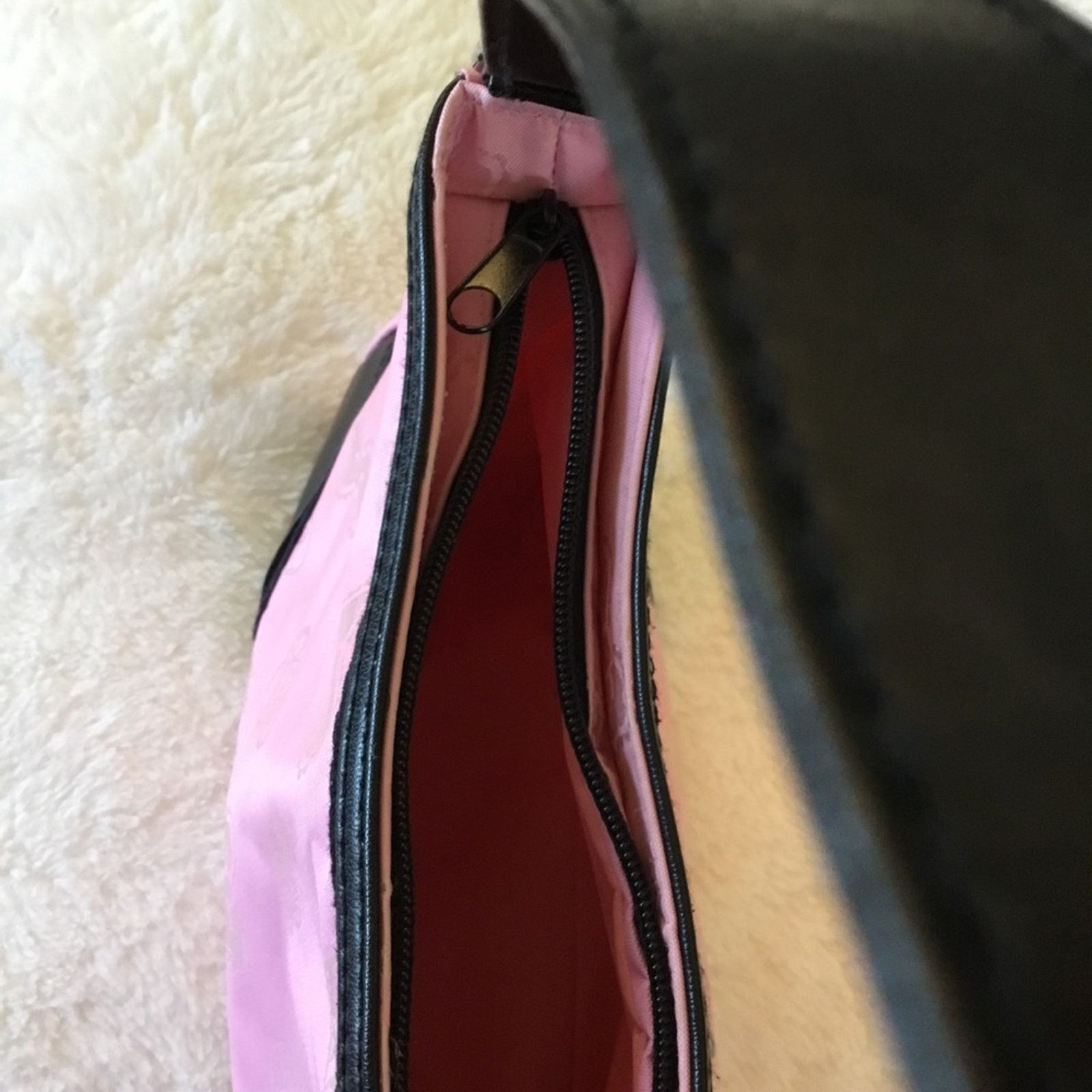Other Sanrio Rare Vintage 2004 Hello Kitty Pink Baguette Style Bag Size ONE SIZE - 16 Thumbnail