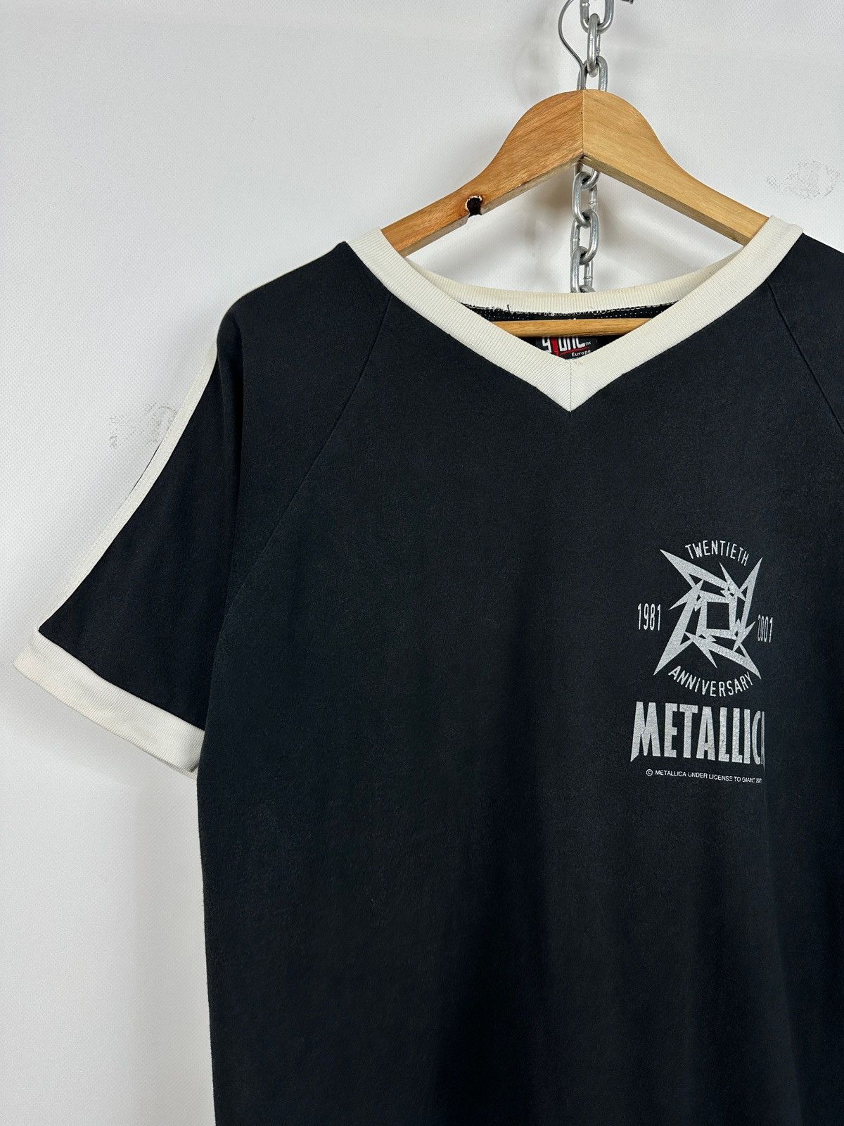 Band Tees Vintage Metallica 20th Anniversary 1981-2001 Giant T-Shirt Size US L / EU 52-54 / 3 - 4 Thumbnail