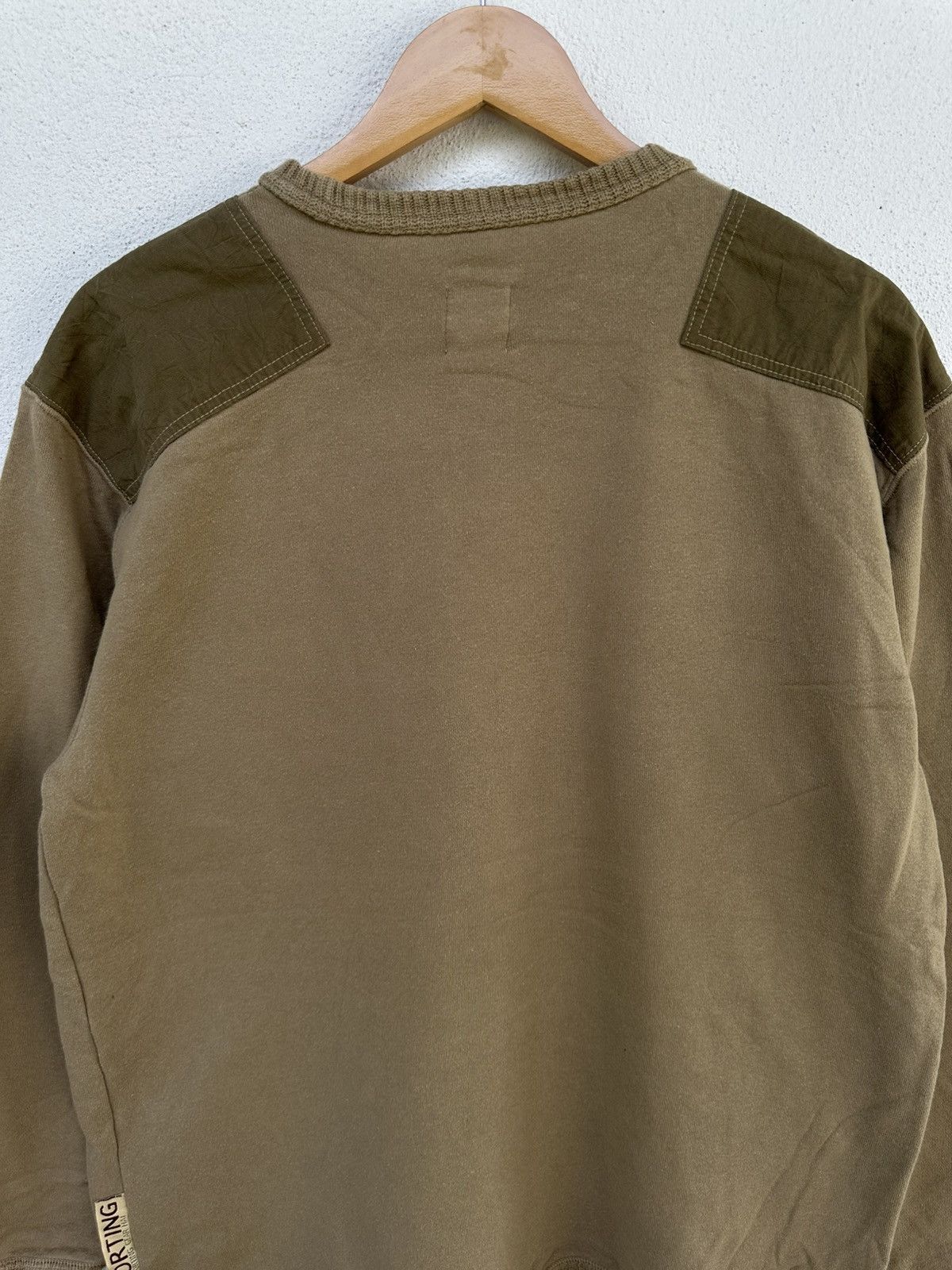 Hai Sporting Gear × Issey Miyake × Japanese Brand Hai Sporting Gear by Issey Miyake Army Patch Sweatshirt Size US L / EU 52-54 / 3 - 6 Thumbnail