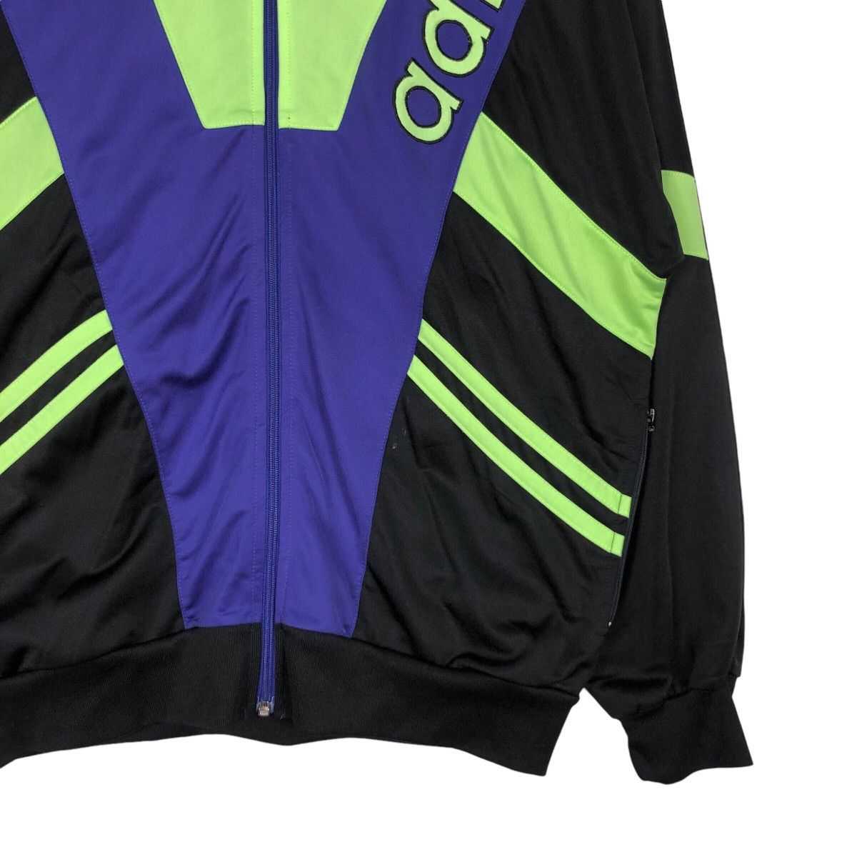 Adidas Adidas Vintage Jacket 90s Japan Production Medium Size US M / EU 48-50 / 2 - 4 Thumbnail