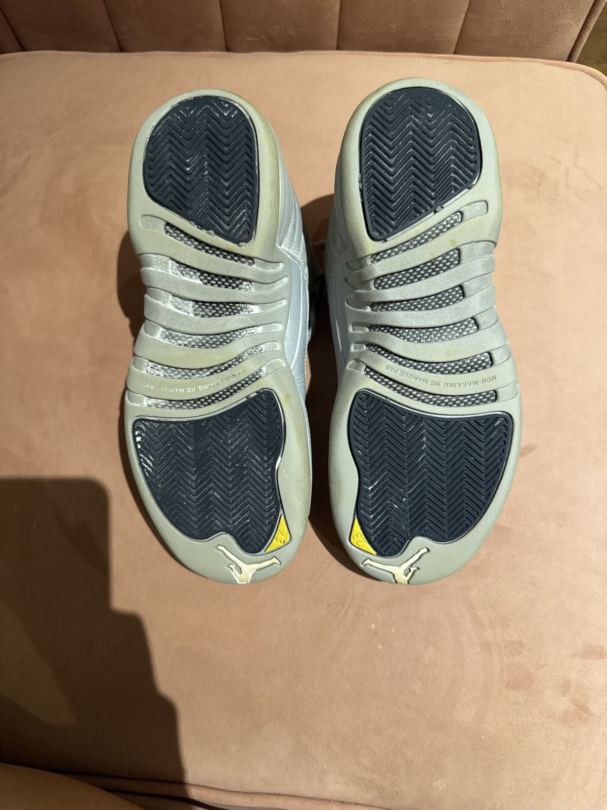 Jordan Brand Air Jordan 12 Retro Low BG Size US 7 / EU 40 - 5 Thumbnail