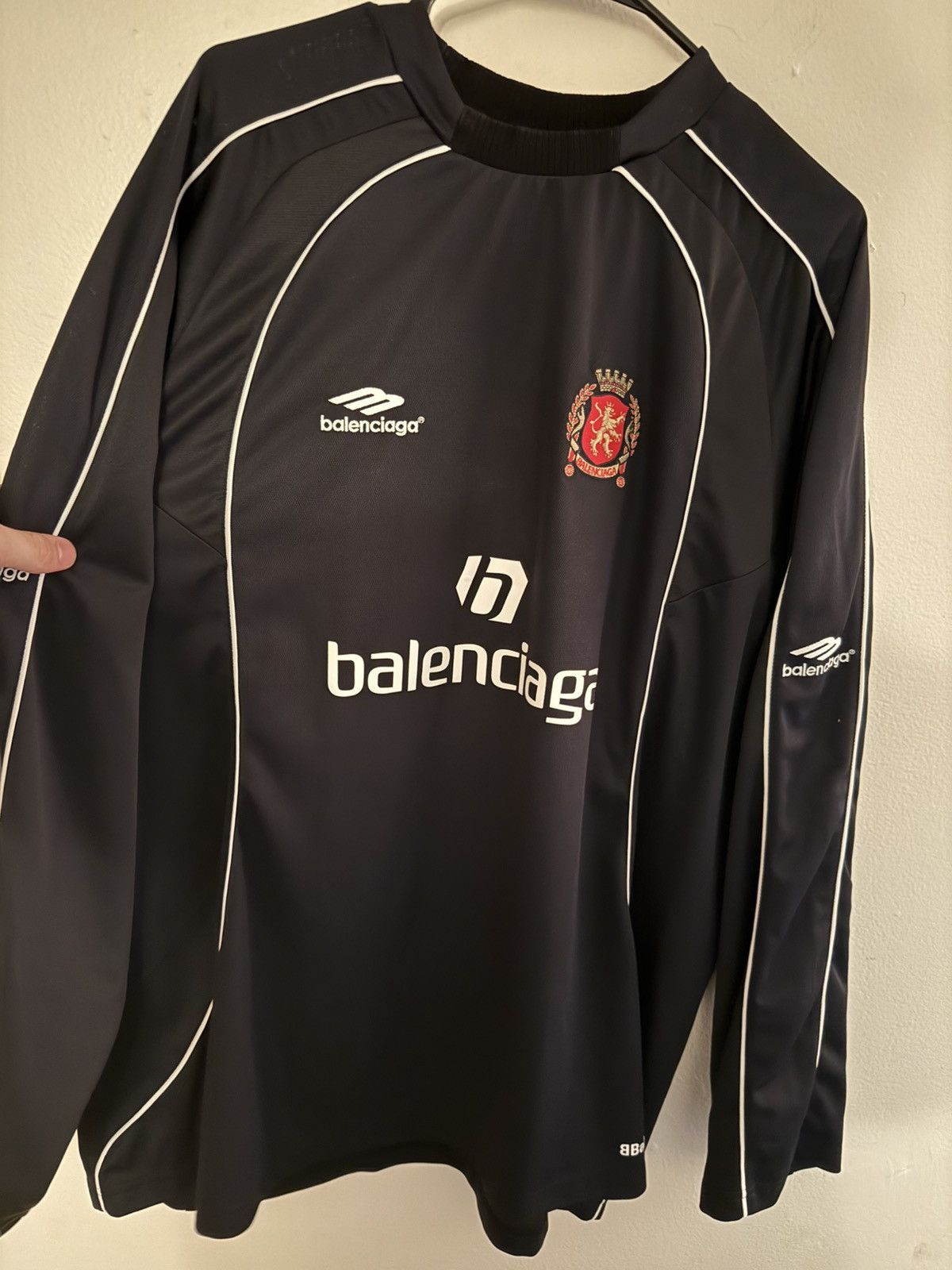 Balenciaga Balenciaga Paris Black Long Sleeve Soccer Jersey Size US L / EU 52-54 / 3 - 3 Thumbnail