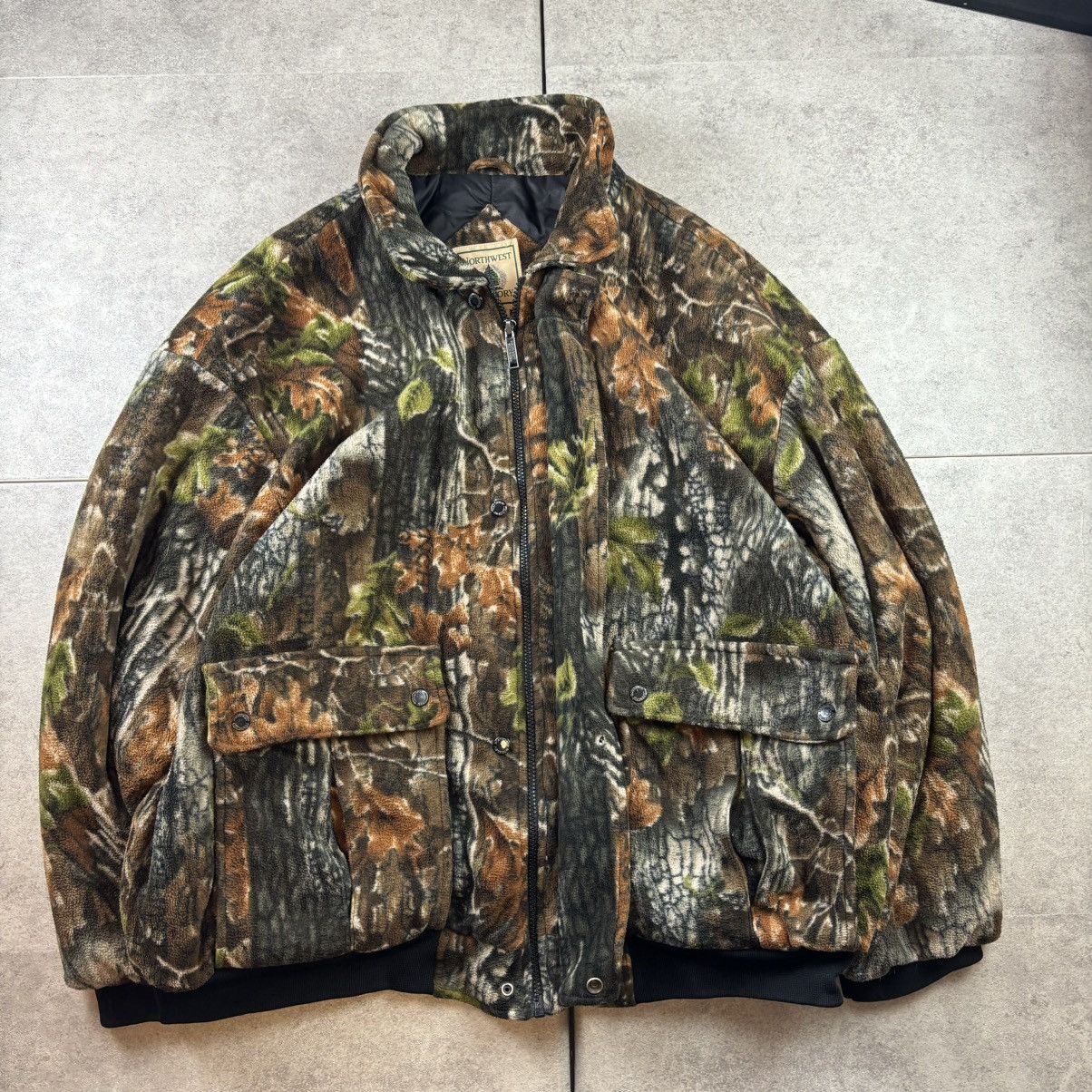 Realtree Vintage 90s Northern Territory realtree camo heavy fleece Size US XL / EU 56 / 4 - 1 Thumbnail