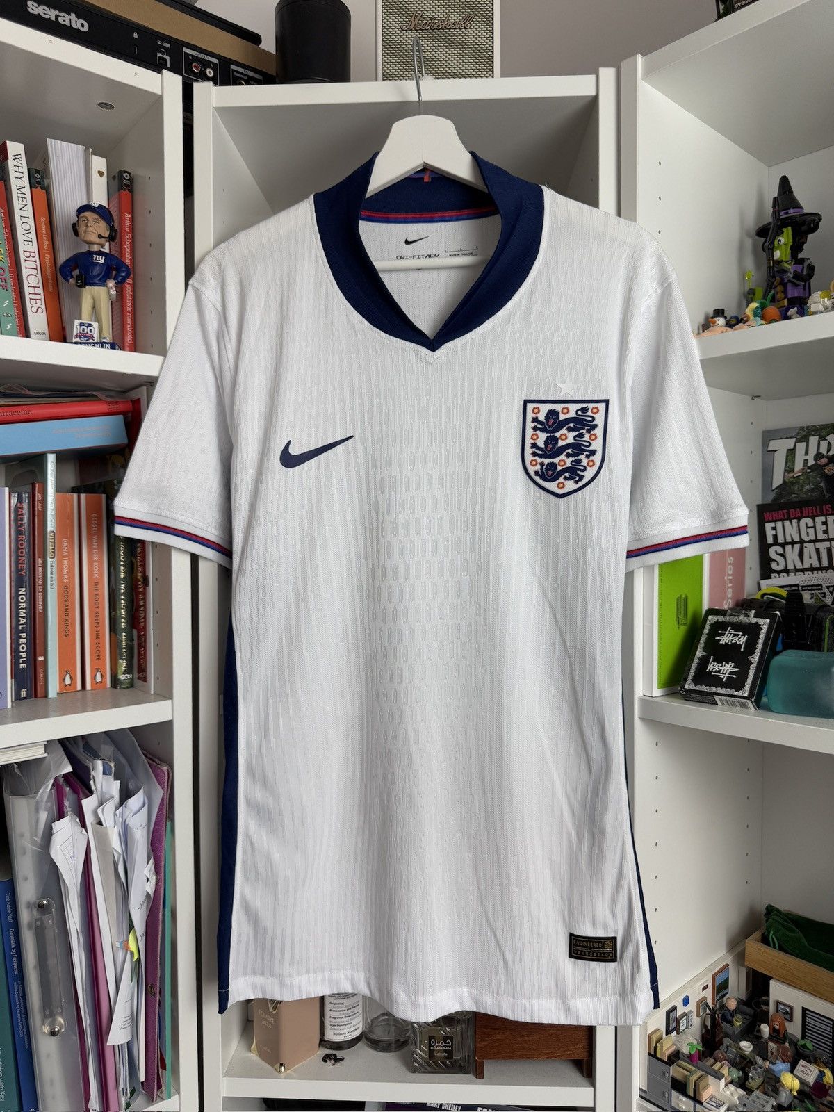 Nike Nike England 2024-2025 home football soccer jersey t-shirt L Size US L / EU 52-54 / 3 - 1 Thumbnail