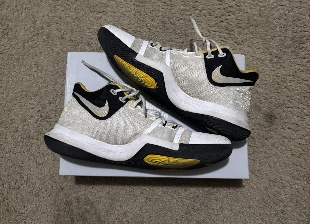 Nike kyrie 3 N7 Size US 10.5 / EU 43-44 - 2 Thumbnail