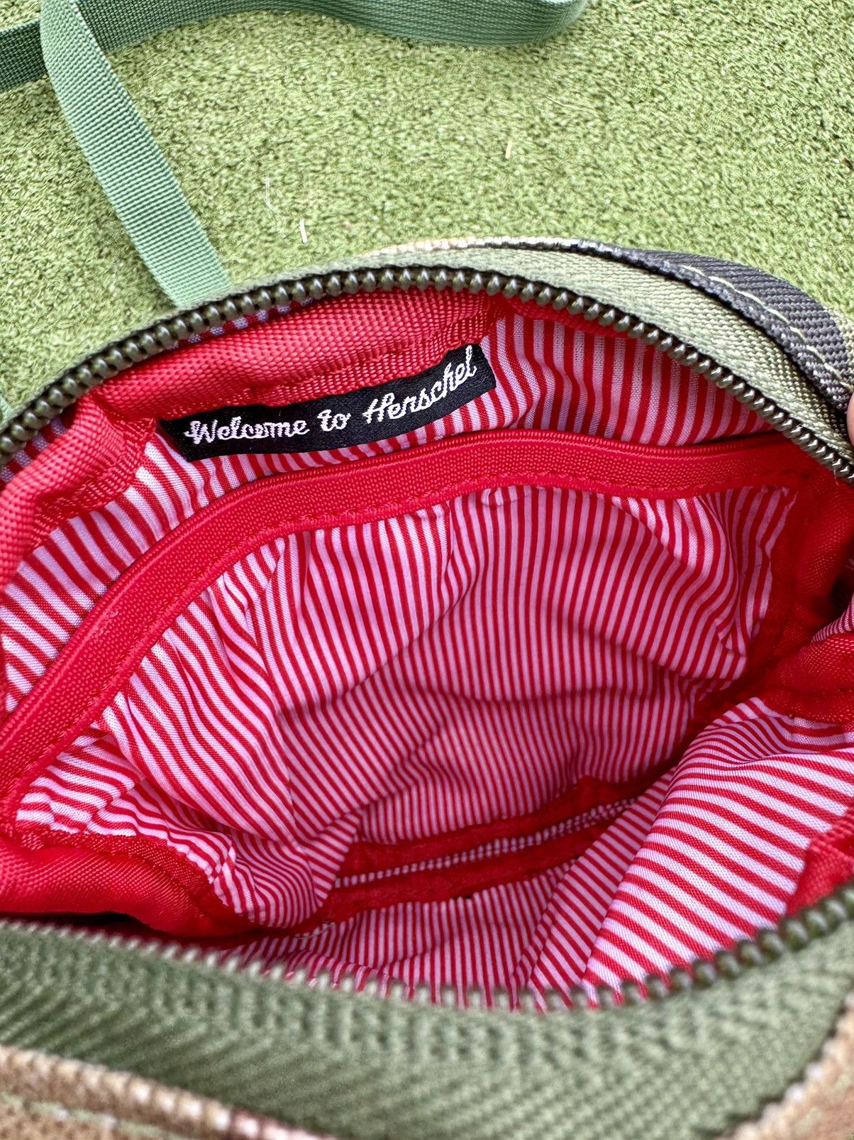 Herschel Supply Co. Camo Form Crossbody Bag Size ONE SIZE - 6 Thumbnail
