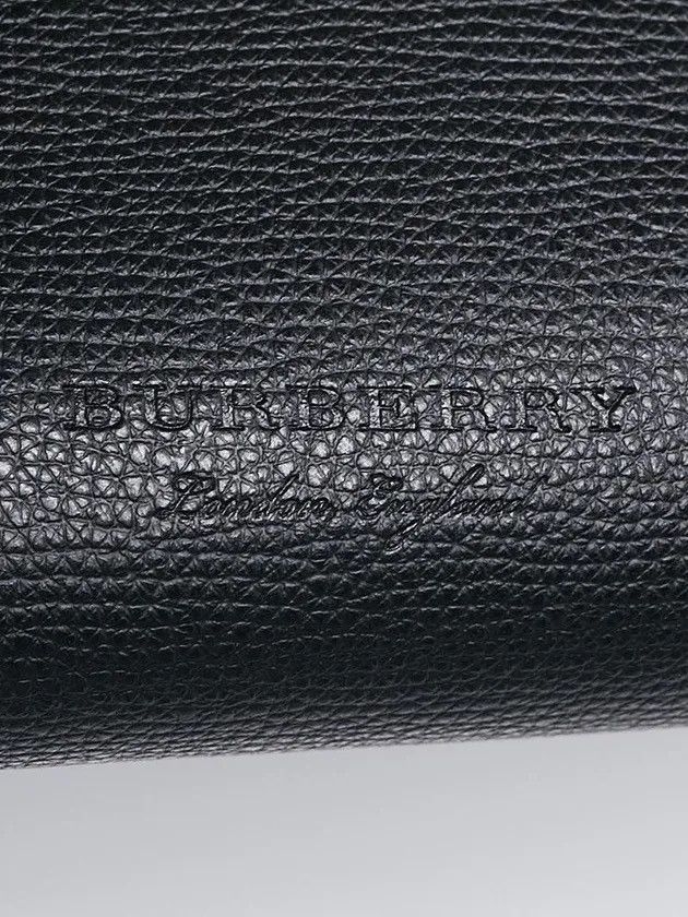 Burberry Grainy Calfskin Haymarket Check Medium Reversible Tote Black Size ONE SIZE - 7 Thumbnail