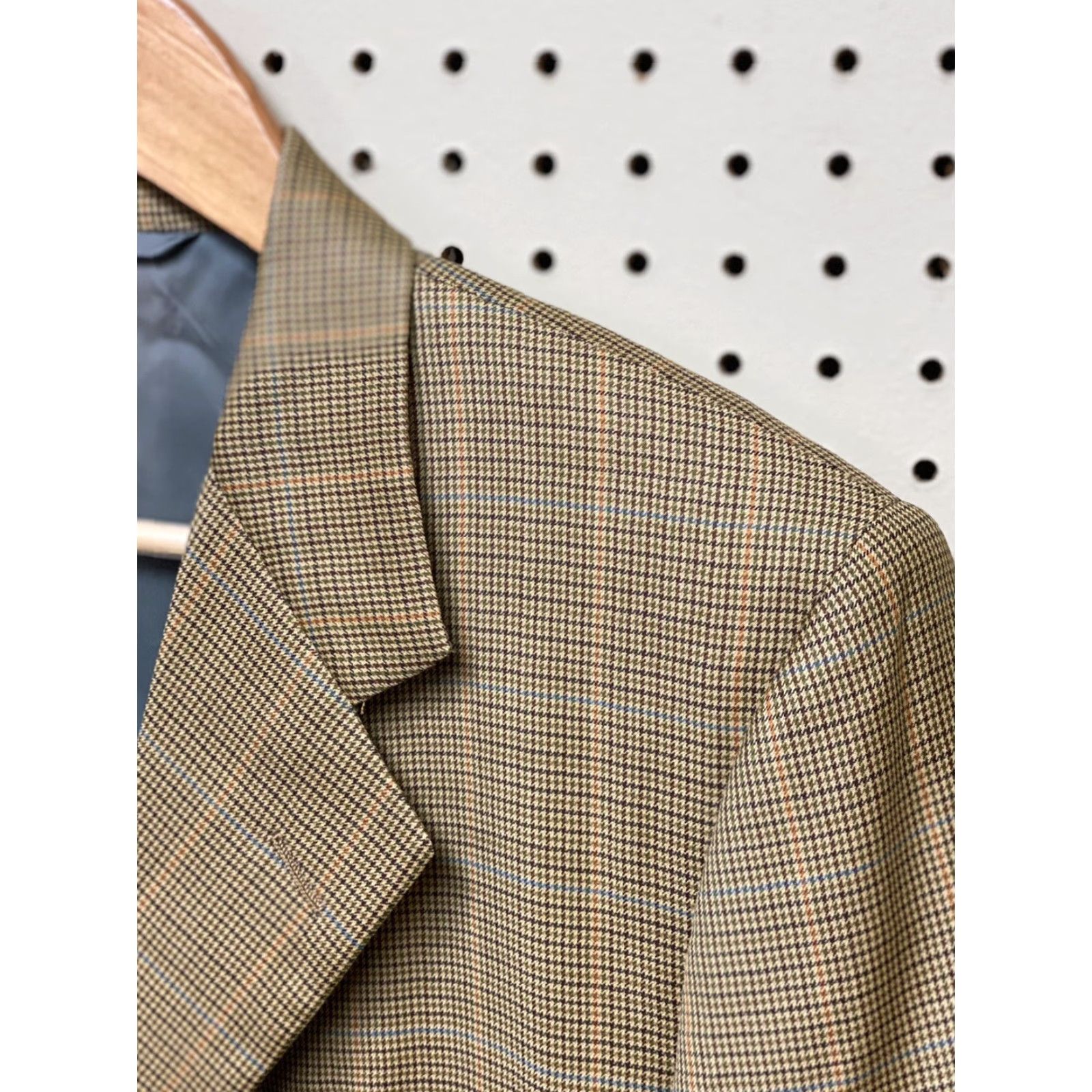 Vintage VINTAGE Hickey Freeman Boardroom 40R Houndstooth Wool Blazer Jacket Men 40R Beige Brown Three-Button Long Blazer of Wool 100% United States Size 40R - 3 Thumbnail