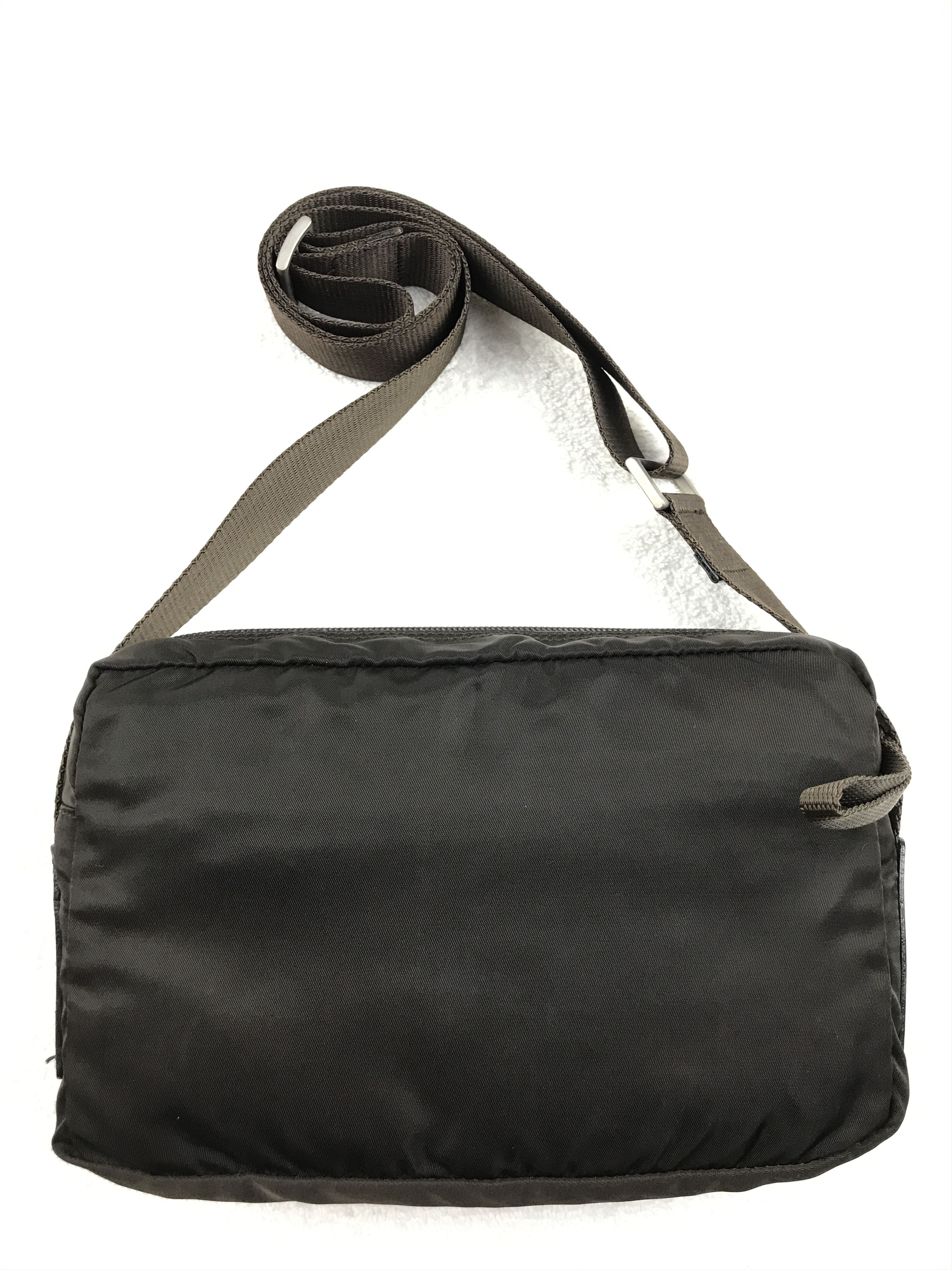 Prada Vintage Prada Nylon Crossbody Size ONE SIZE - 2 Thumbnail