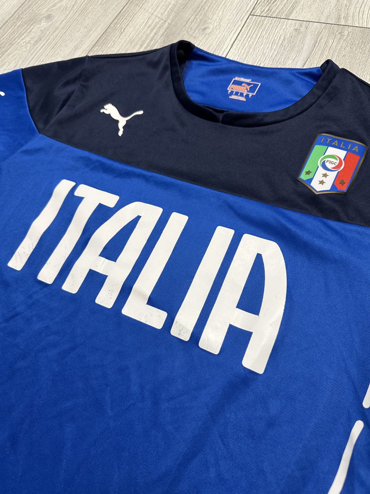 Puma Vintage Puma ITALY 2014/2015 FOOTBALL TRAINING SHIRT JERSEY Size US L / EU 52-54 / 3 - 2 Thumbnail