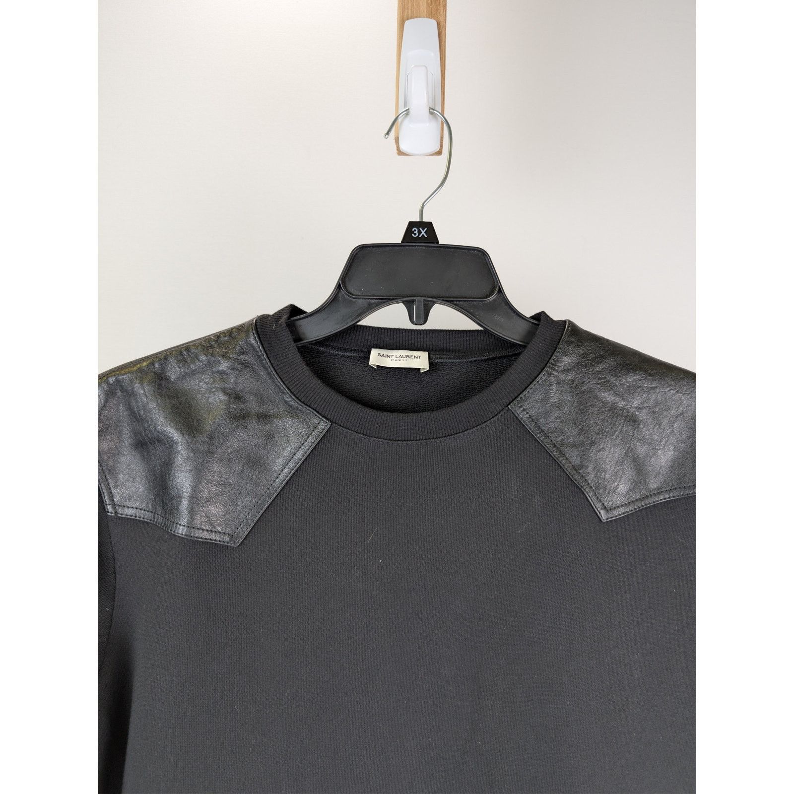 Saint Laurent Paris o1rshd1 CC20 cotton crewneck sweatshirt with lamb leather Size US M / EU 48-50 / 2 - 7 Thumbnail