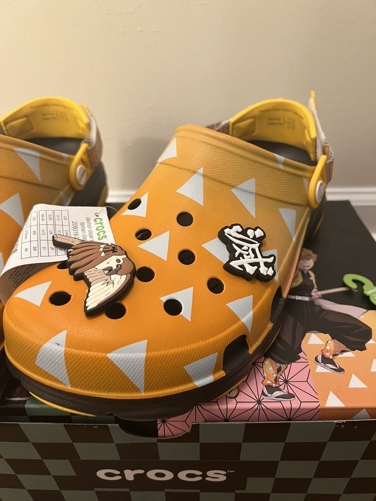 Crocs Zenitsu Demon Slayer Crocs Size US 13 / EU 46 - 4 Thumbnail