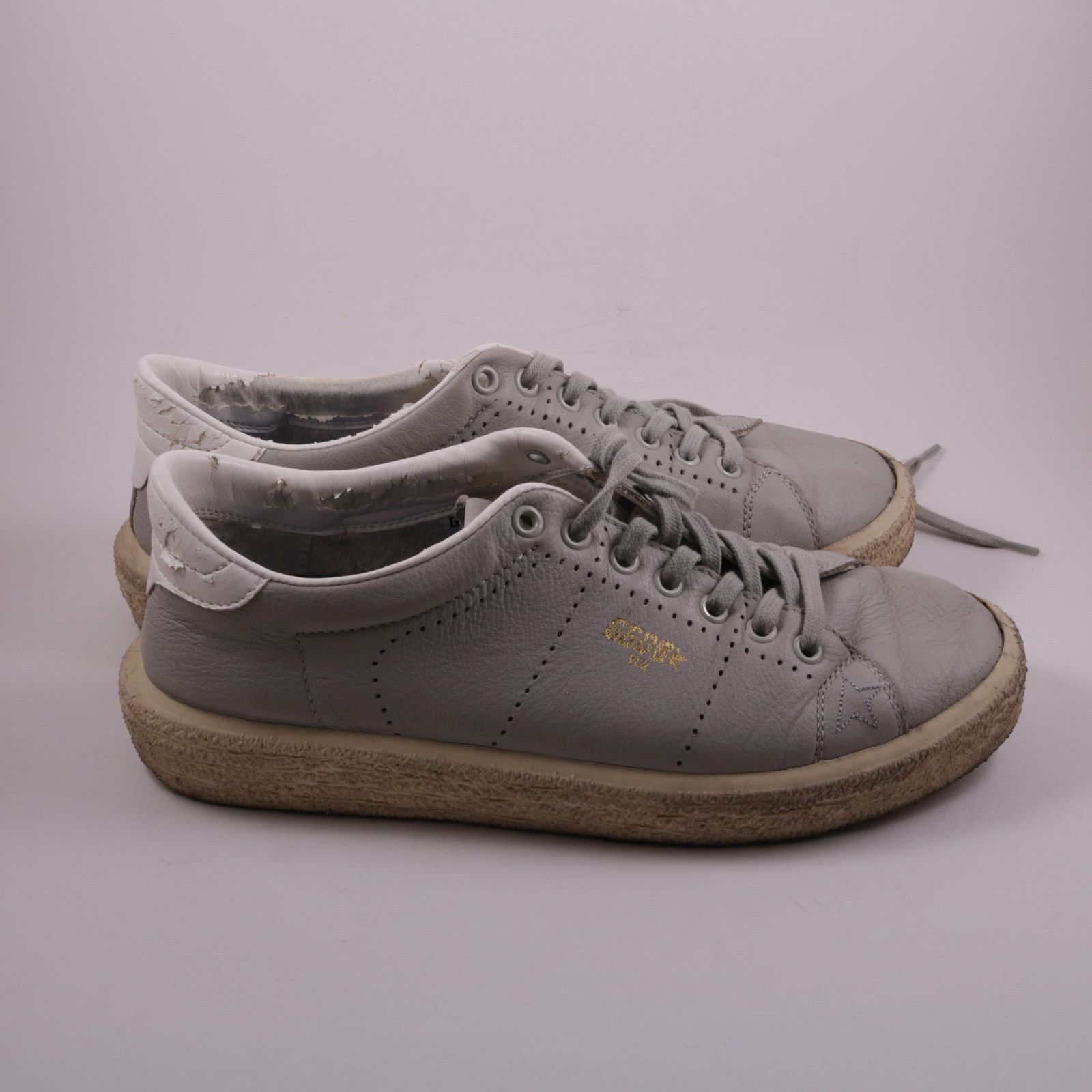 Golden Goose Golden Goose Deluxe Brand Gray Tennis Sneakers 36 6 Size US 6 / IT 36 - 4 Thumbnail