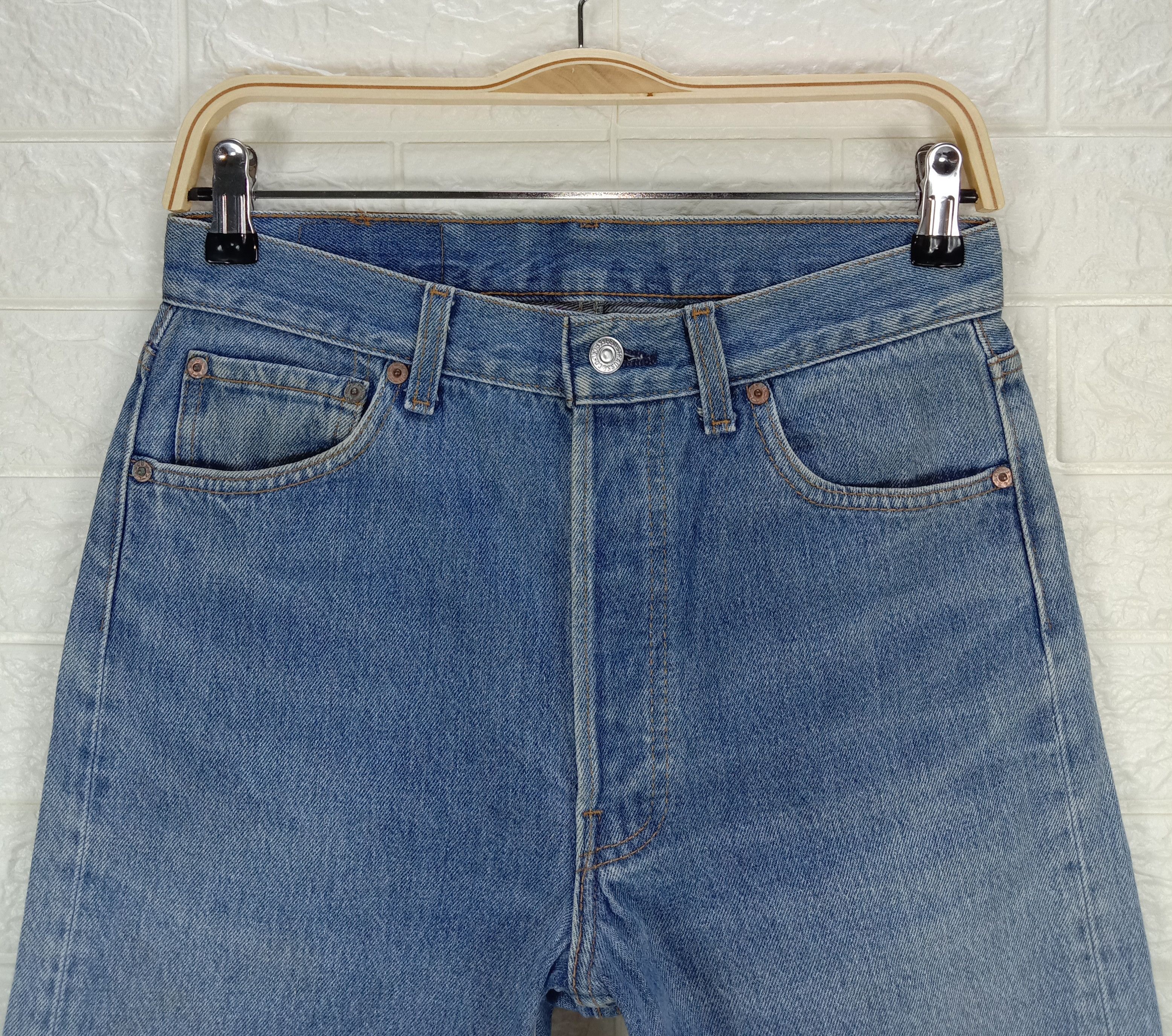 Levi's Vintage Levi's 501 Jeans Blue Wash Buttons Fly Denim Size 29" - 2 Thumbnail