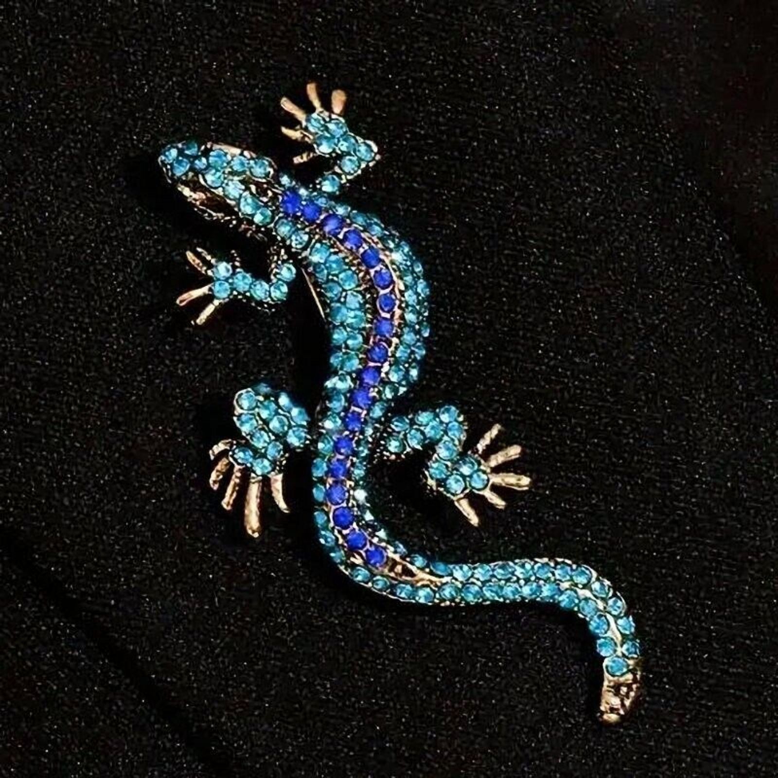 Other Salamander Lizard Gecko Brooch Blue Rhinestones Size ONE SIZE - 4 Thumbnail