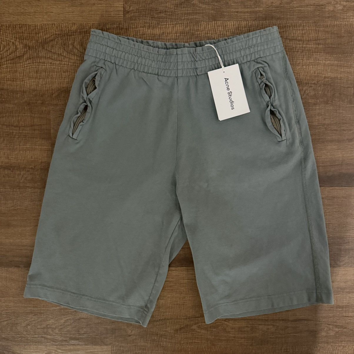 Acne Studios Acne Studios Exposed Seam Shorts Cedar Green Size US 30 / EU 46 - 2 Thumbnail