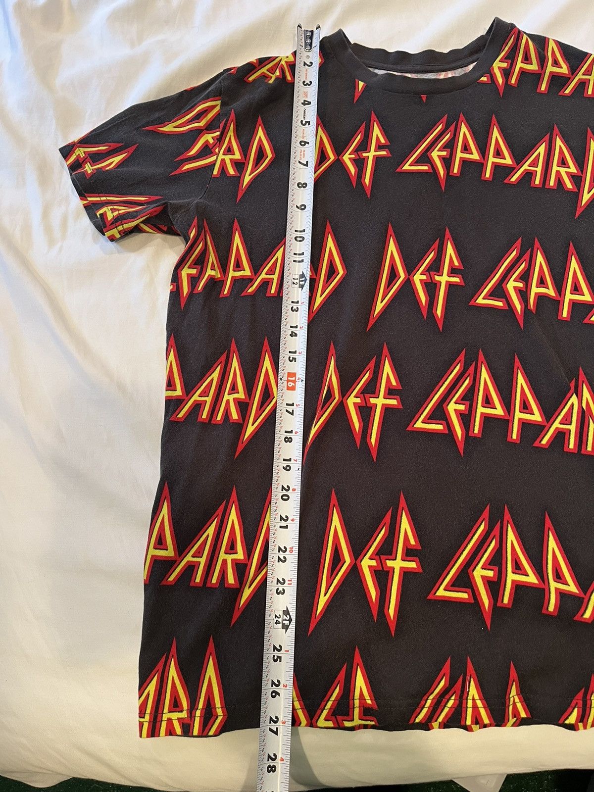 Def Leppard 2019 Def Leppard all over print tshirt Size US L / EU 52-54 / 3 - 5 Thumbnail