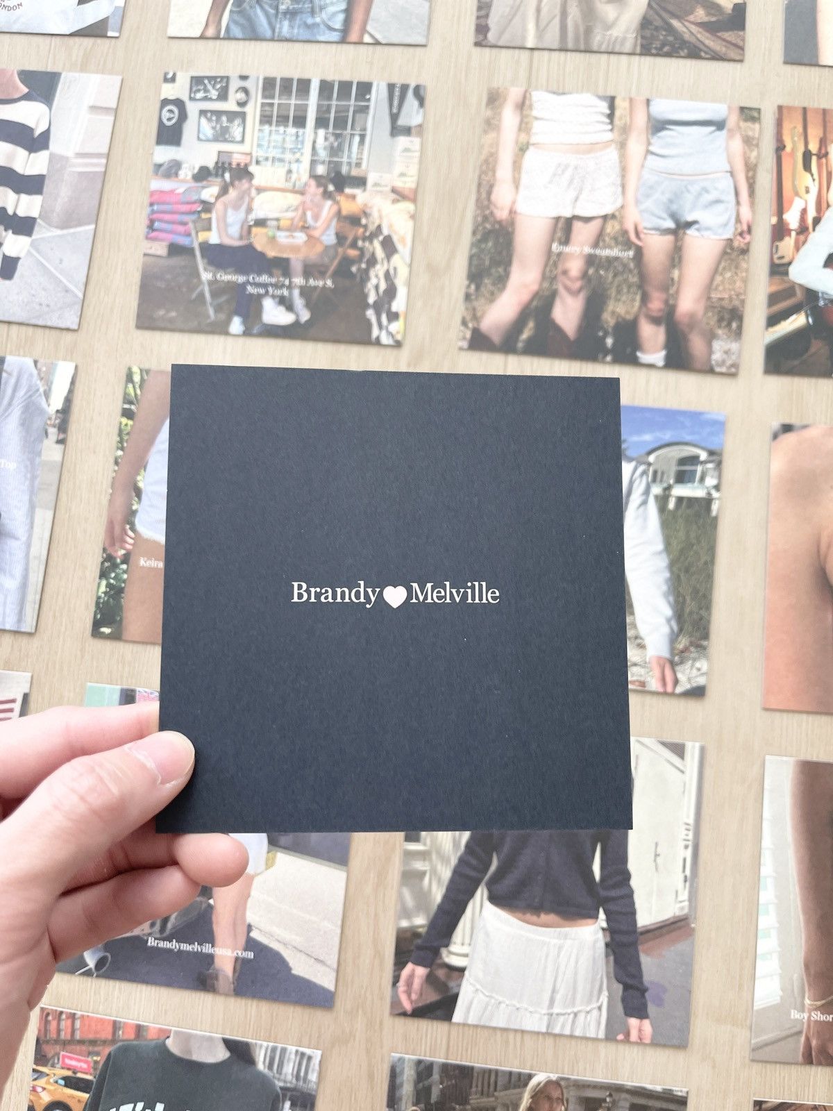 Designer STEAL! Brandy Melville y2k Hard Cards Set Size ONE SIZE - 7 Thumbnail