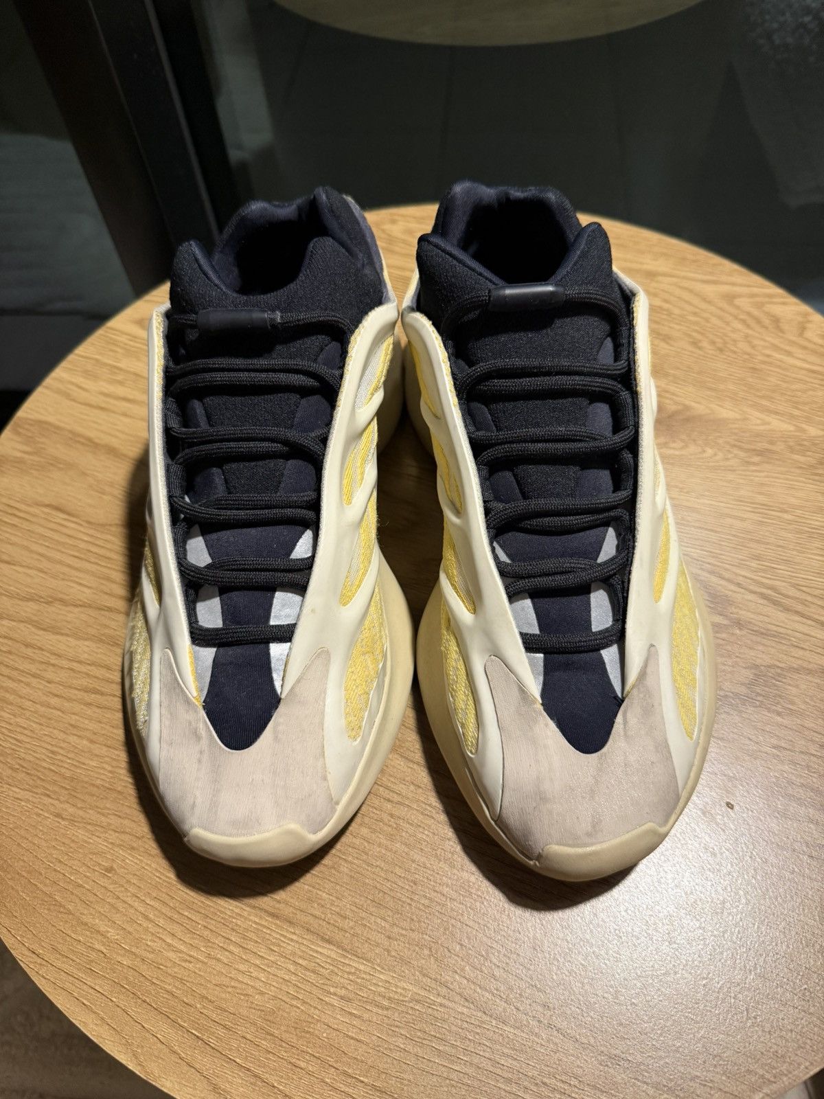Yeezy Yeezy 700 V3 Size US 8.5 / EU 41-42 - 1 Thumbnail