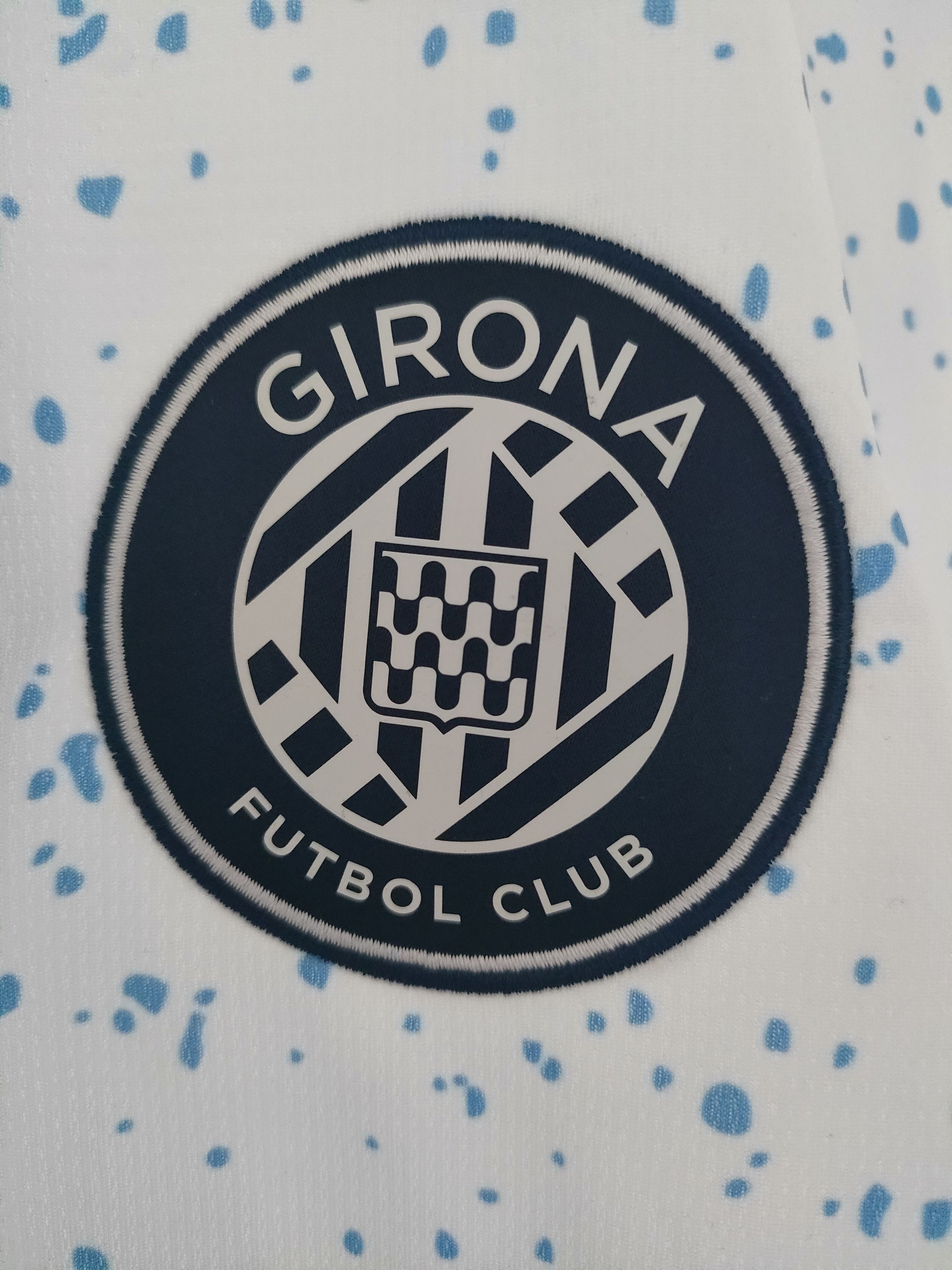 Puma Girona 2023/2024 away football shirt Size US L / EU 52-54 / 3 - 11 Thumbnail
