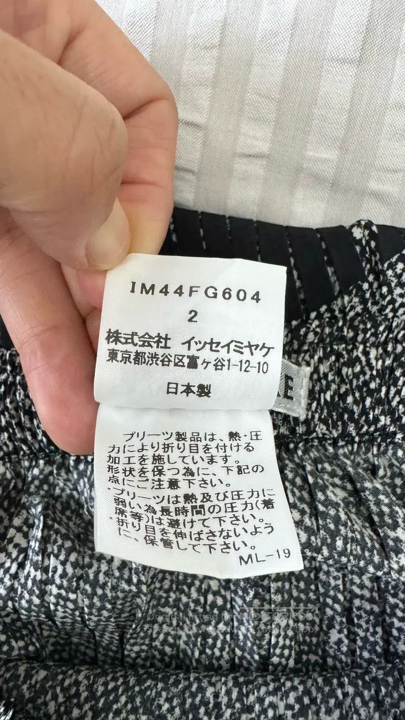 Issey Miyake Issey Miyake Main Line Vintage Midi Skirt Size 25" / US 0 / IT 36 - 5 Thumbnail