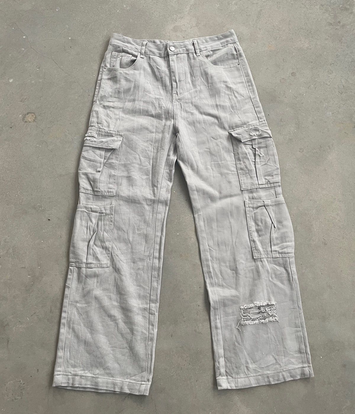 Other CARGO MULTIPOCKET DISTRESSED PANT Size US 34 / EU 50 - 1 Thumbnail