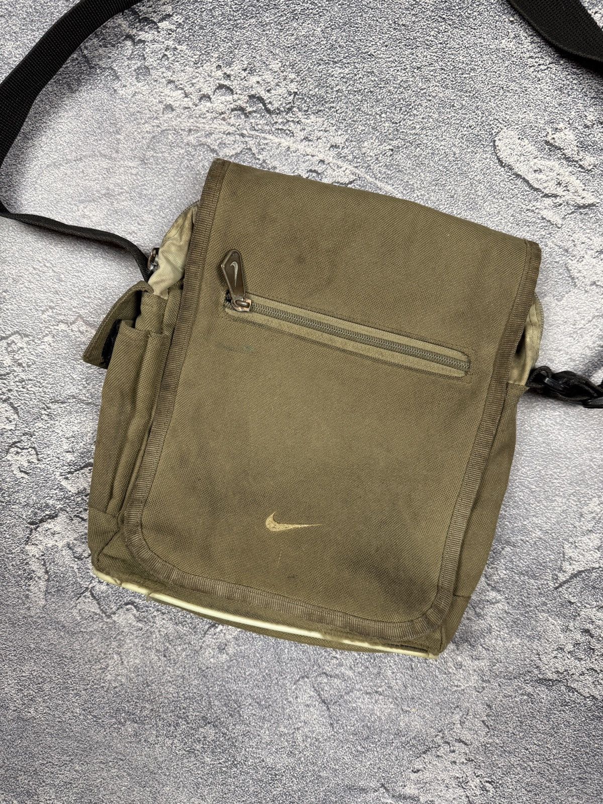 Nike × Vintage Vintage Nike Shoulder Bag Crossbody Messenger Size ONE SIZE - 4 Thumbnail