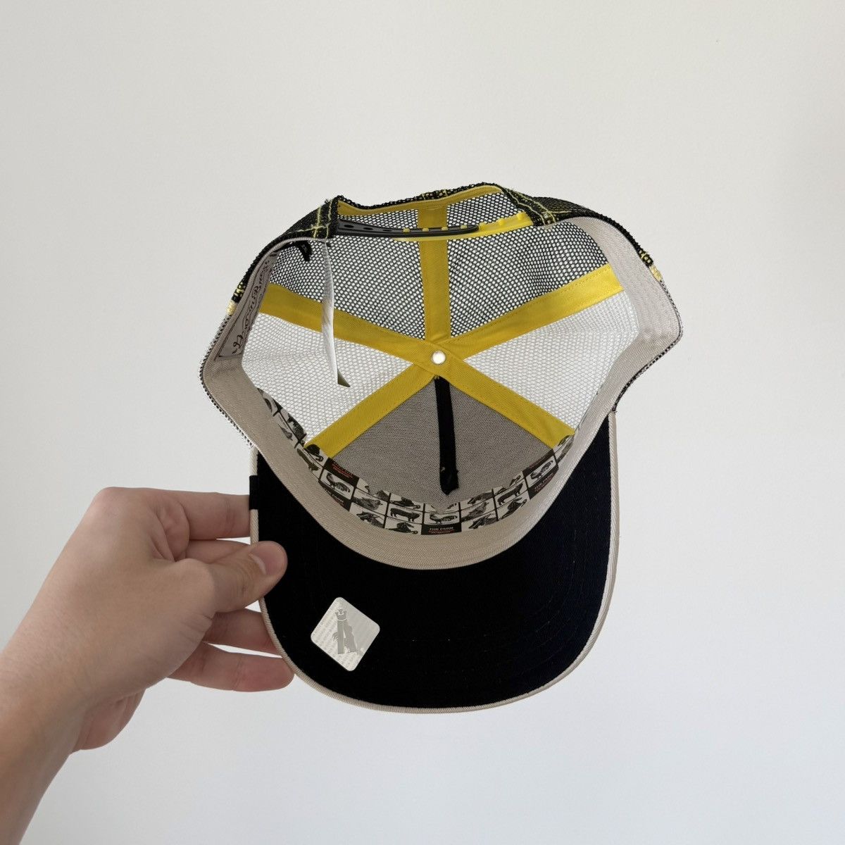 Goorin Bros. NWT Goorin Bros Angel Fish Leather Patch Trucker Hat Rare Size ONE SIZE - 7 Thumbnail