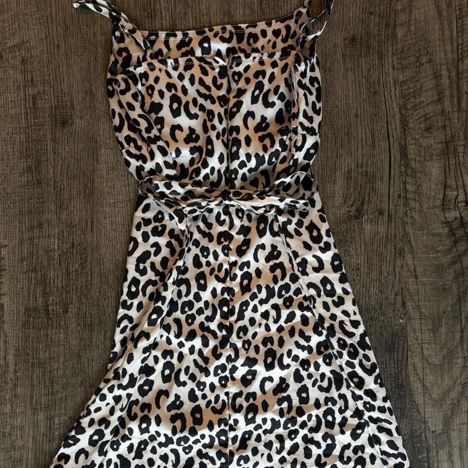 Brandy Melville Brandy melville mini leopard print mini dress Size ONE SIZE - 3 Thumbnail