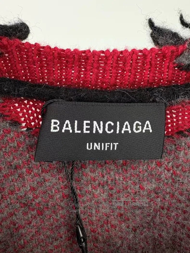 Balenciaga Balenciaga Black and Red Bulletproof Vest Large Destroyed Size US M / EU 48-50 / 2 - 3 Thumbnail