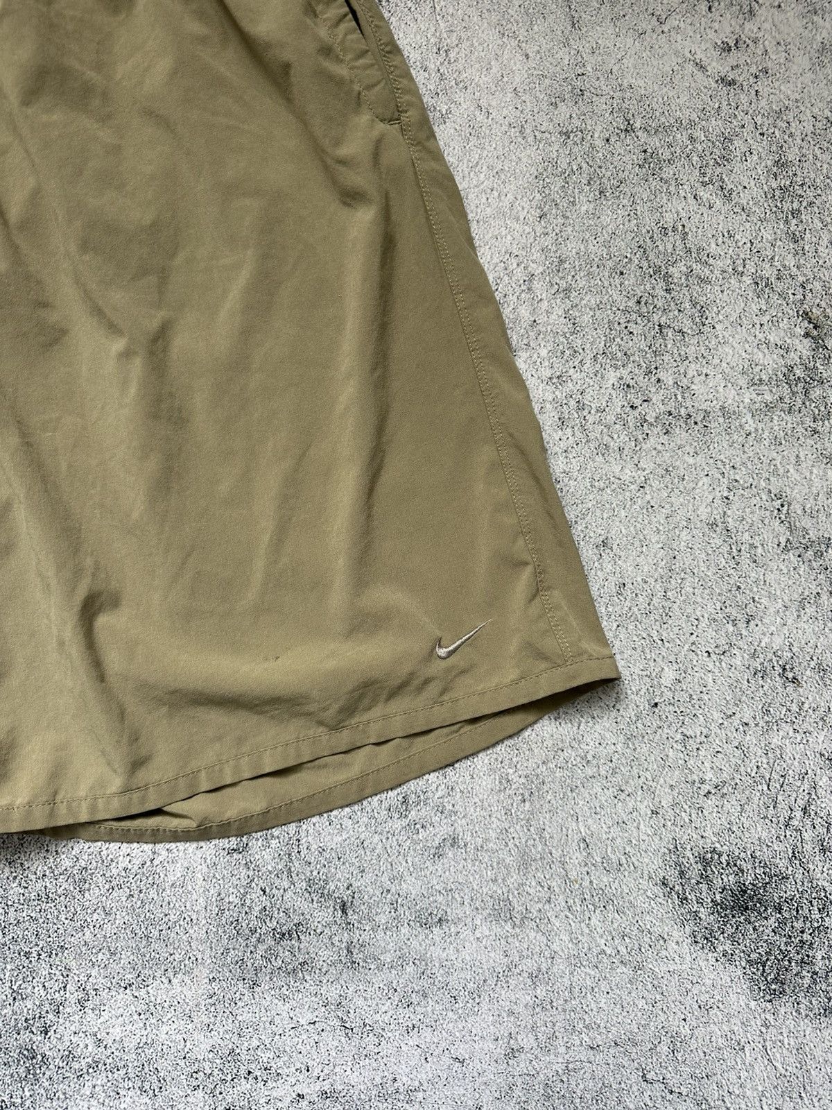 Nike Vintage Nike Shorts Beige Logo Fit Y2K Size US 34 / EU 50 - 6 Thumbnail
