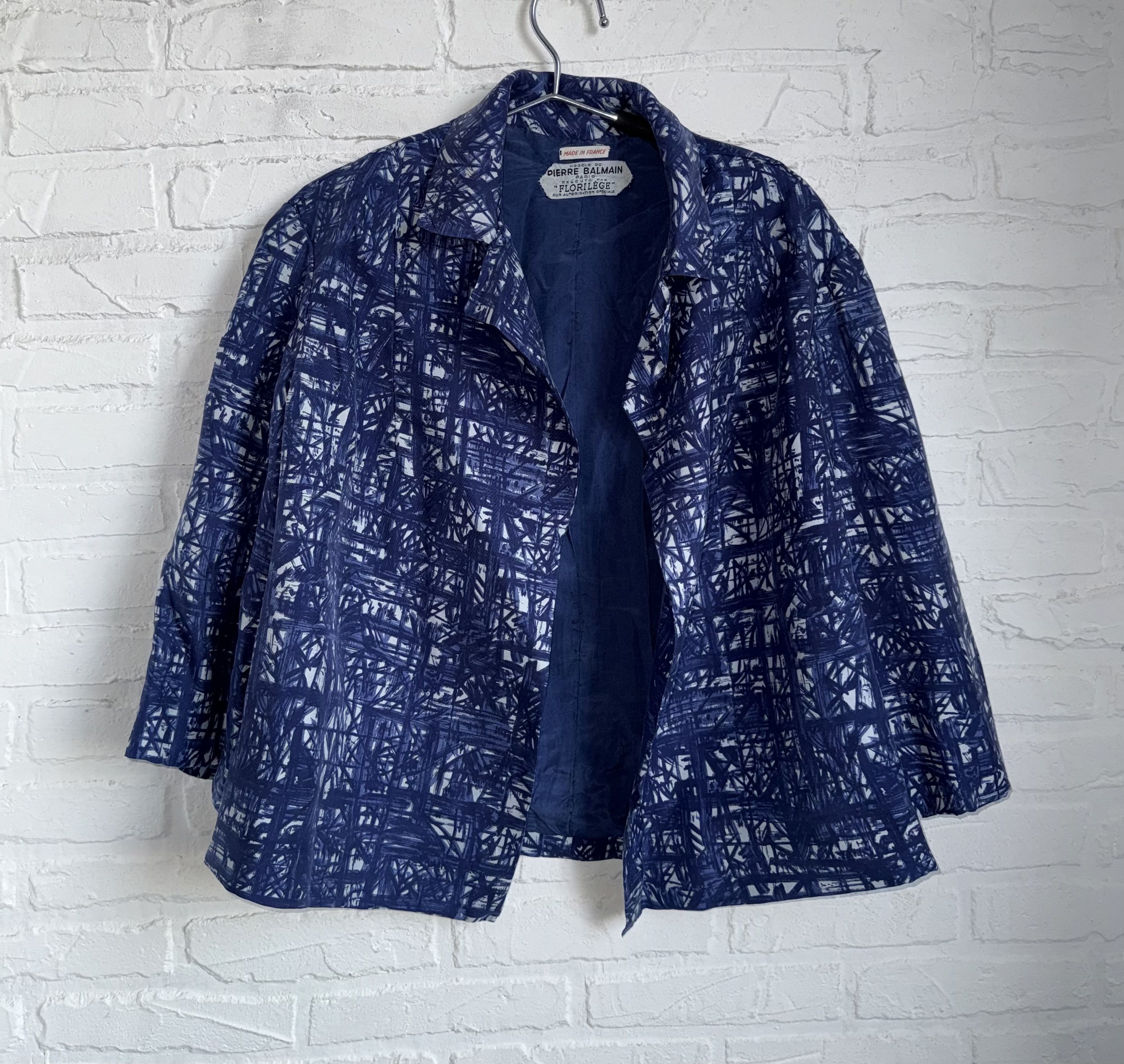 Pierre Balmain Rare vintage 1950s Pierre Balmain couture Silk Jacket Size M / US 6-8 / IT 42-44 - 1 Thumbnail