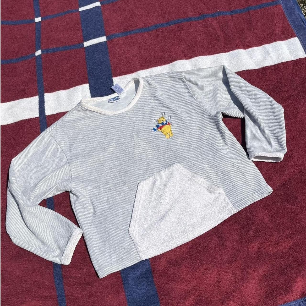Disney Disney’s Winnie the Pooh grey ribbed sweater w/ winter scarf Size M / US 6-8 / IT 42-44 - 1 Thumbnail