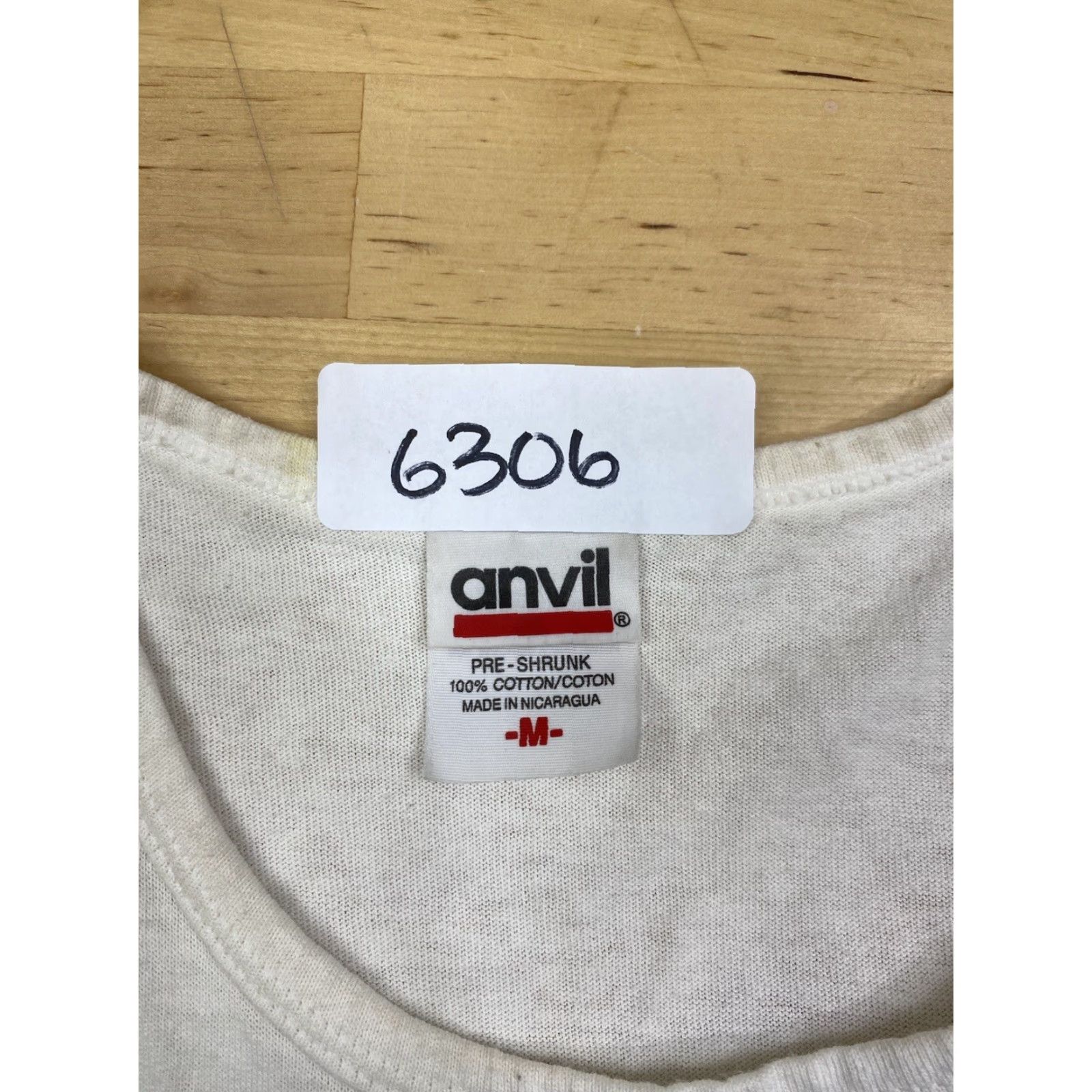 Anvil VINTAGE Anvil White Cotton Graphic Tee Tank Top Pirate Cove on the River M 1990s Beach Boys Womens Men? Size US M / EU 48-50 / 2 - 4 Thumbnail