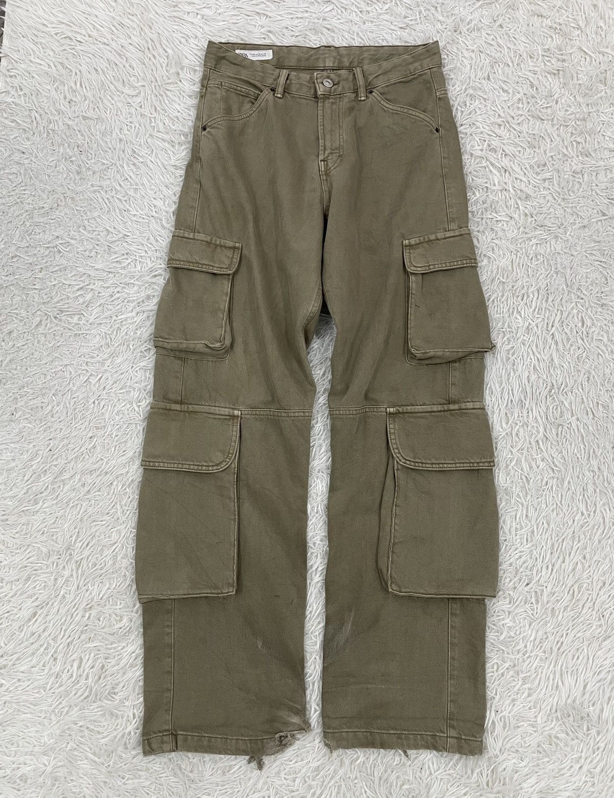 Zara Multi Big Cargo Pockets Zara Baggy Flair Pants Size US 32 / EU 48 - 1 Thumbnail