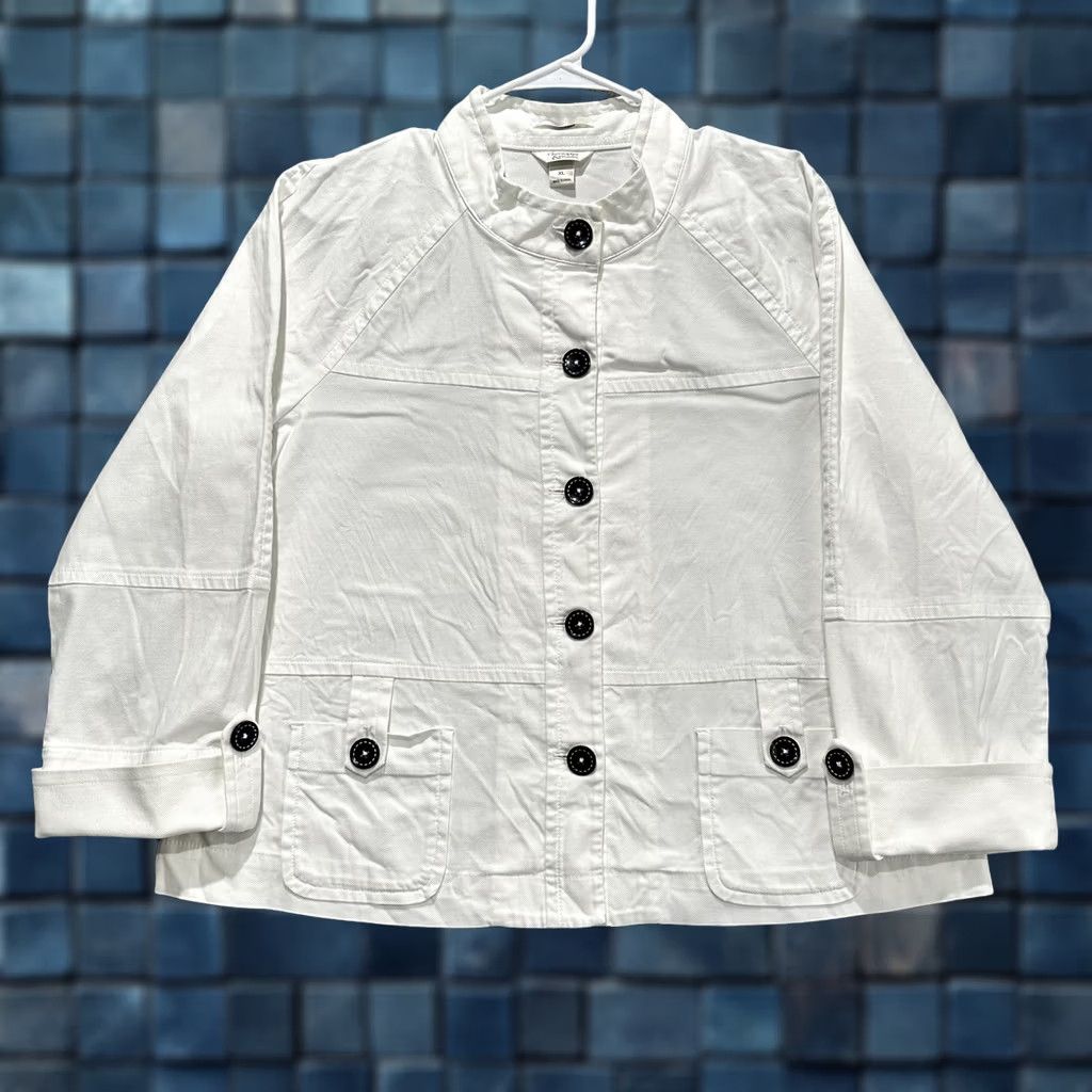 Vintage VINTAGE Christopher & Banks Jacket Women XL White Twill Button Front Chore Lightweight EUC Size XL / US 12-14 / IT 48-50 - 1 Thumbnail