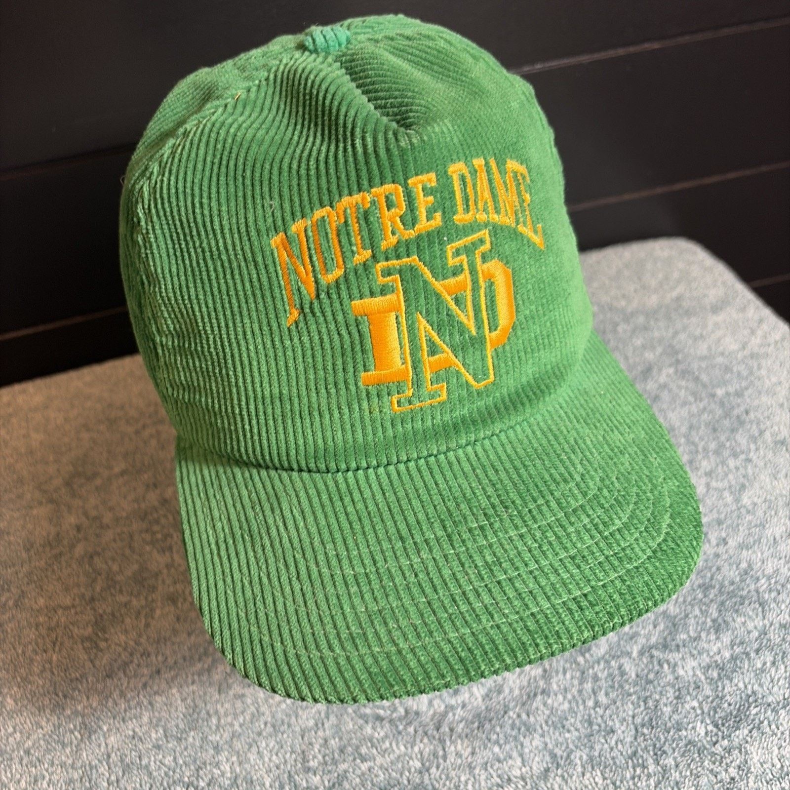 New Era Vtg Notre Dame University Square Corduroy Snapback Hat USA Size ONE SIZE - 2 Thumbnail