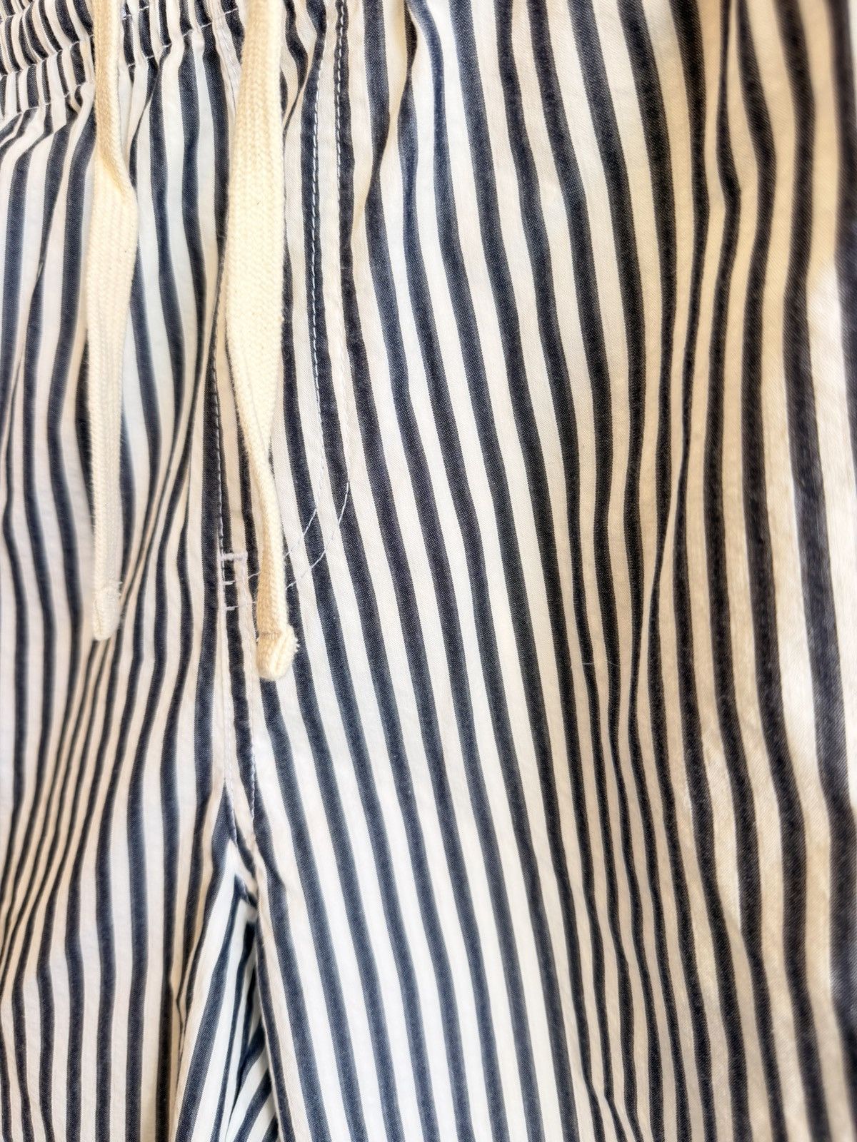 Todd Snyder Todd Snyder Striped Drawstring Navy And White Shorts Size M Size US 31 - 4 Thumbnail