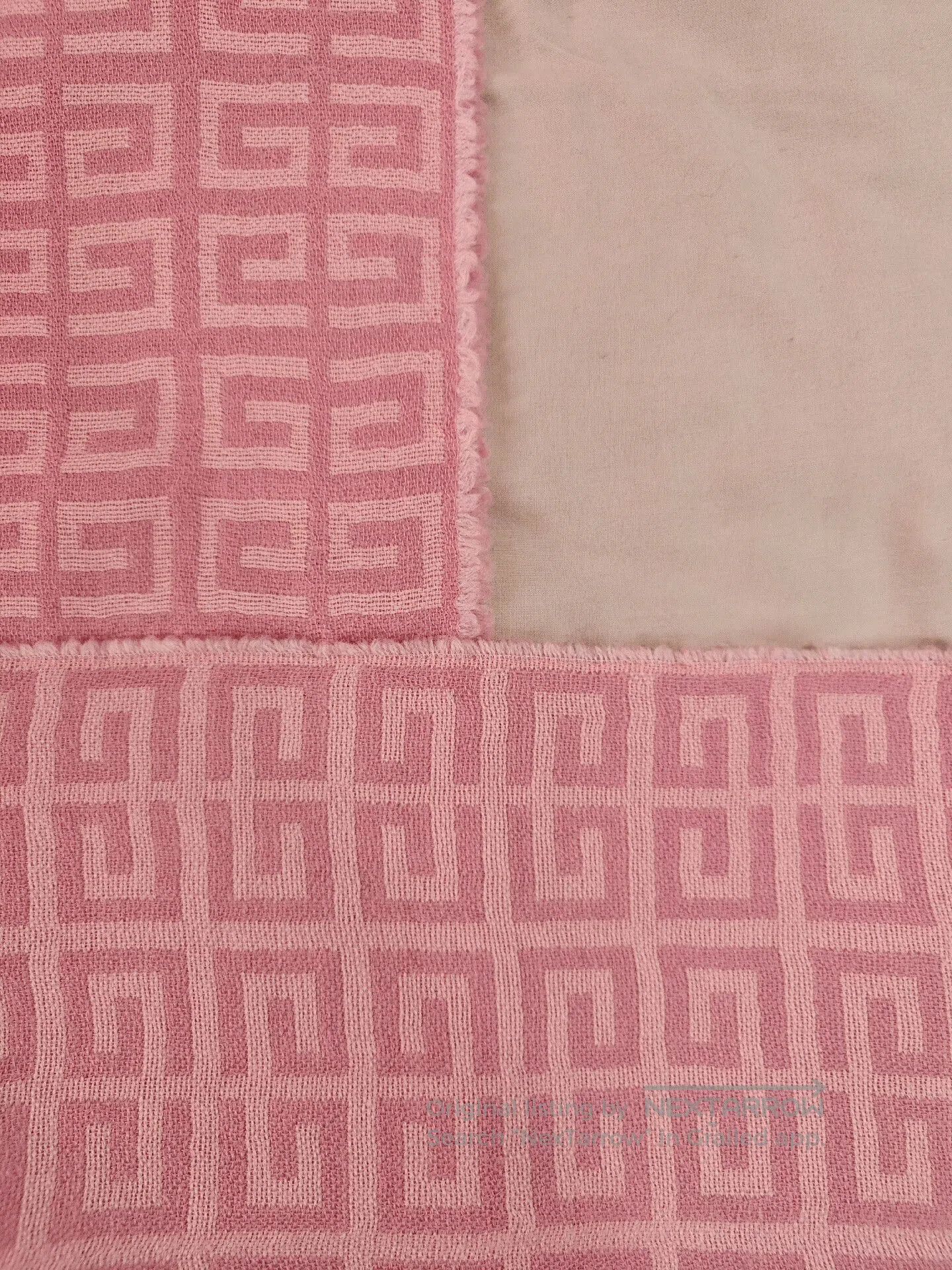 Givenchy Givenchy Italian Wool Scarf in Pink. Size ONE SIZE - 4 Thumbnail