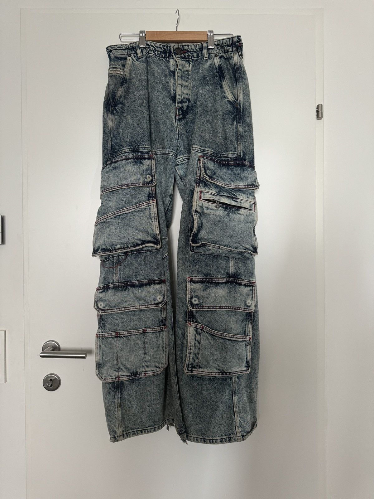 Diesel Diesel Cargo Jeans Size 34" / US 12 / IT 48 - 1 Thumbnail