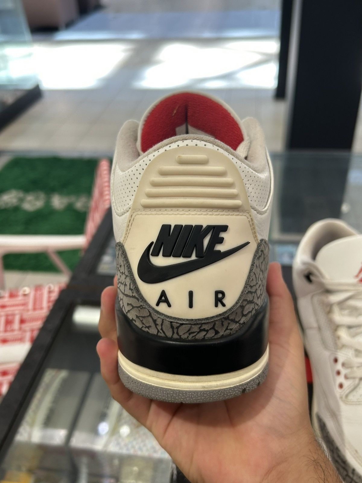 Jordan Brand Jordan 3 white cement reimagine Size US 9 / EU 42 - 9 Thumbnail