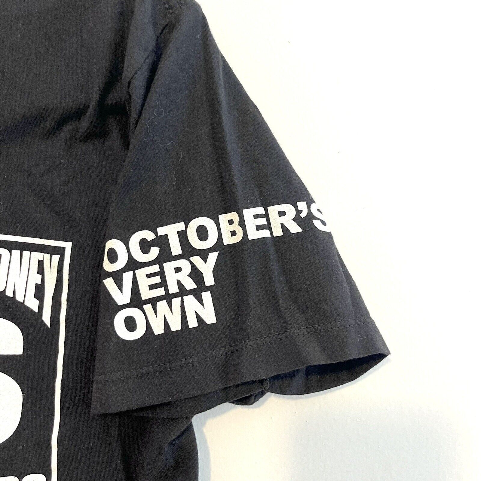 October's Very Own × Rap Tees Cash Money Records x Octobers Very Own Tee OVO Rare Sz S Size US S / EU 44-46 / 1 - 3 Thumbnail