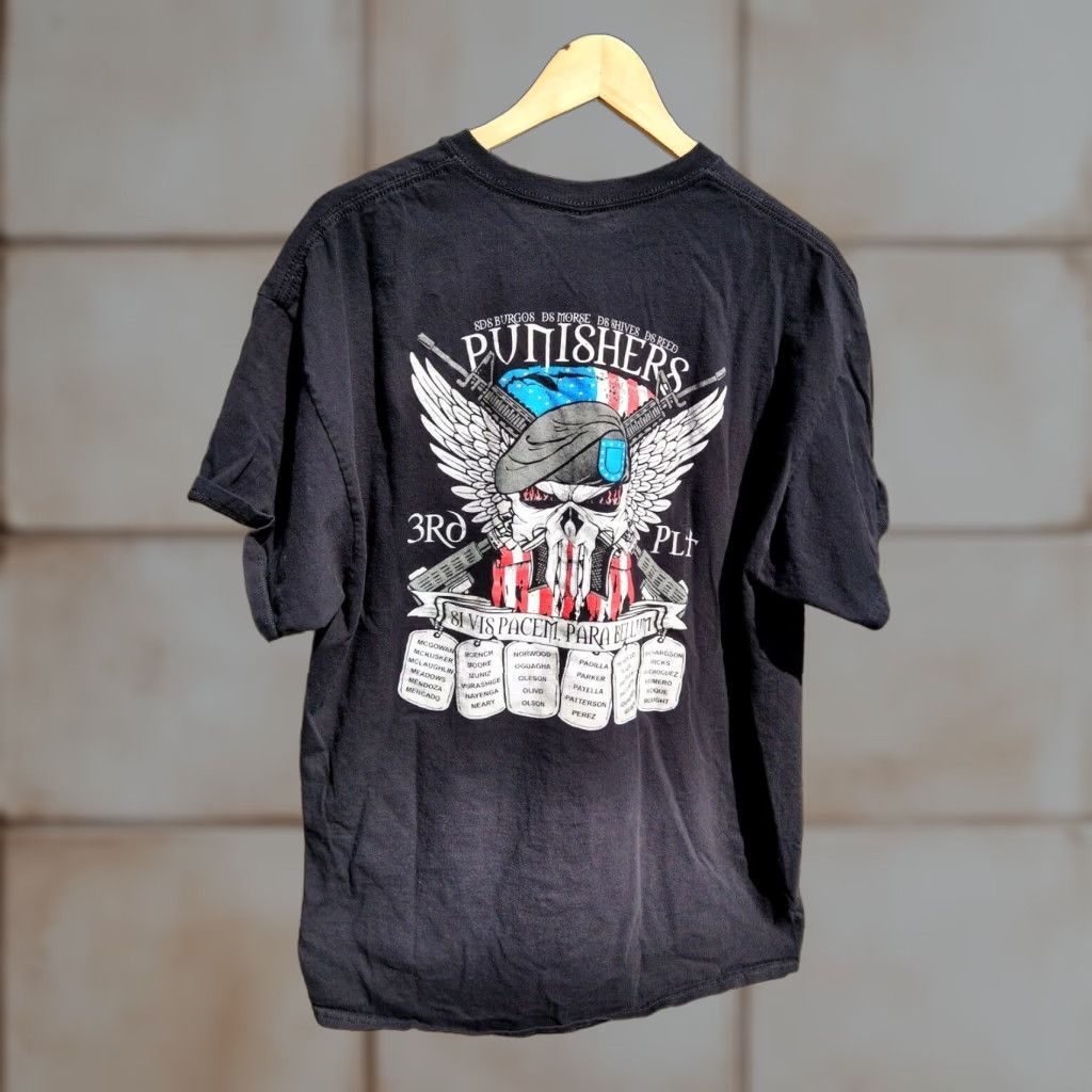 Gildan VINTAGE Official Military Army Base T-shirt 3rd Platoon XL Black Skull Gildan Cotton Short Sleeve Men Tee Size US XL / EU 56 / 4 - 1 Thumbnail