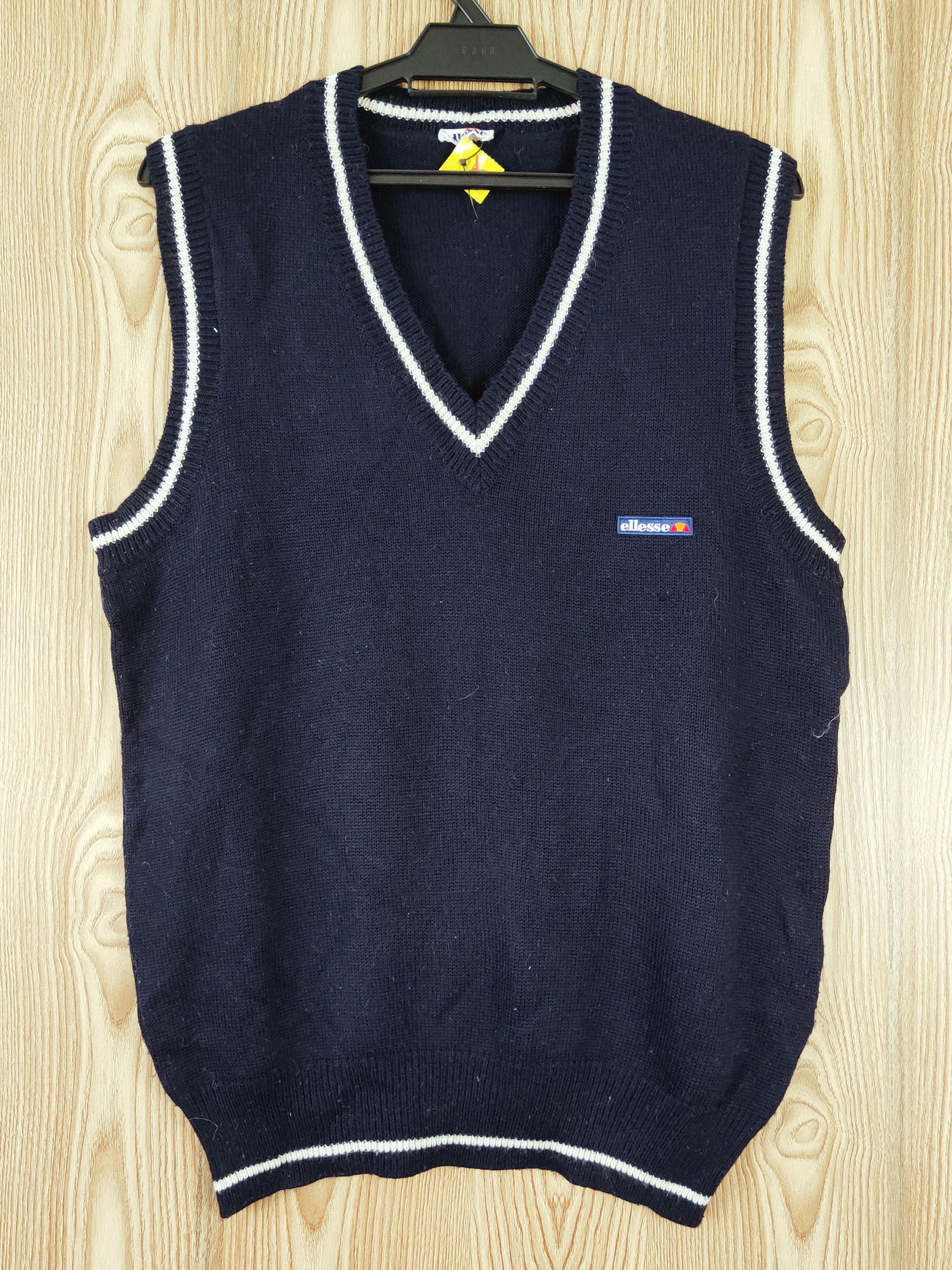 Ellesse × Homespun Knitwear × Japanese Brand Ellese Navy ripped vintage Knitwear Vests #W829 Size M / US 6-8 / IT 42-44 - 1 Thumbnail