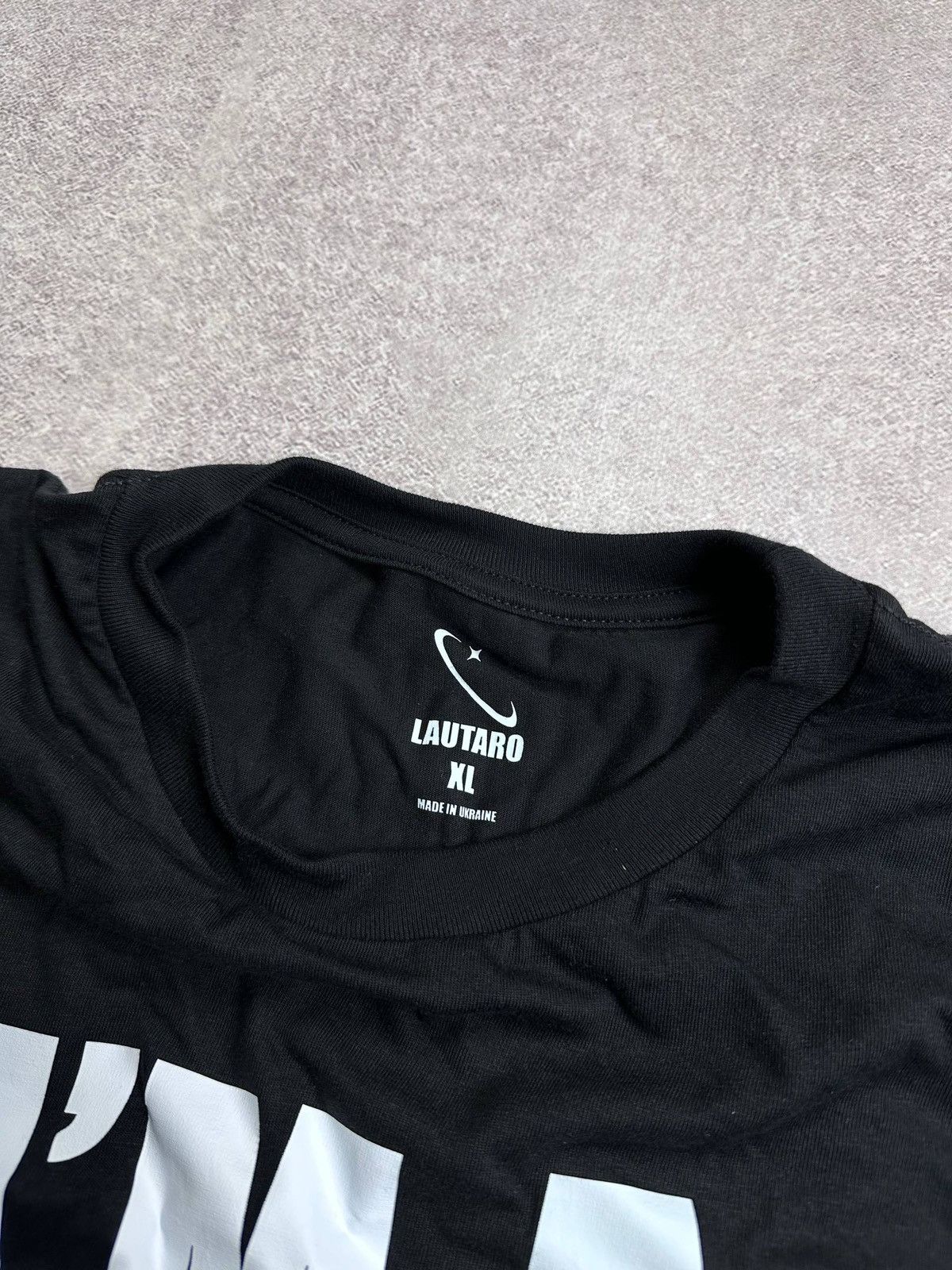 Vintage I'm a virgin Humour Sexy Lautaro T-shirt XL Size US XL / EU 56 / 4 - 5 Thumbnail