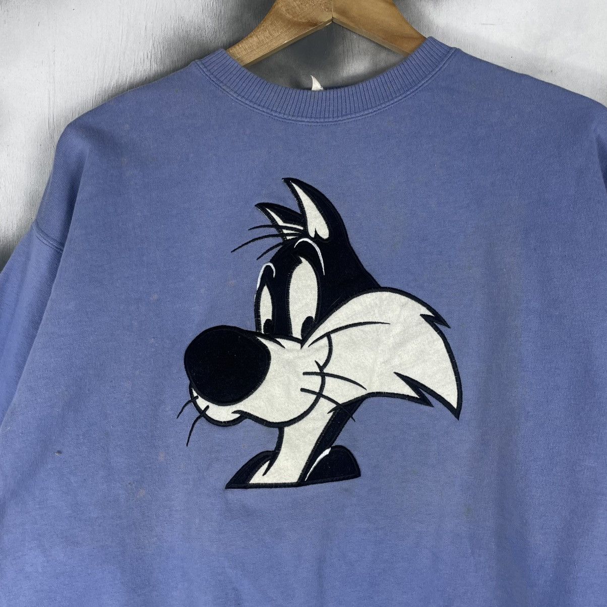 Warner Bros Vintage 90s Pepe le Pew Big Face Embroided Sweatshirt Size US XL / EU 56 / 4 - 5 Thumbnail
